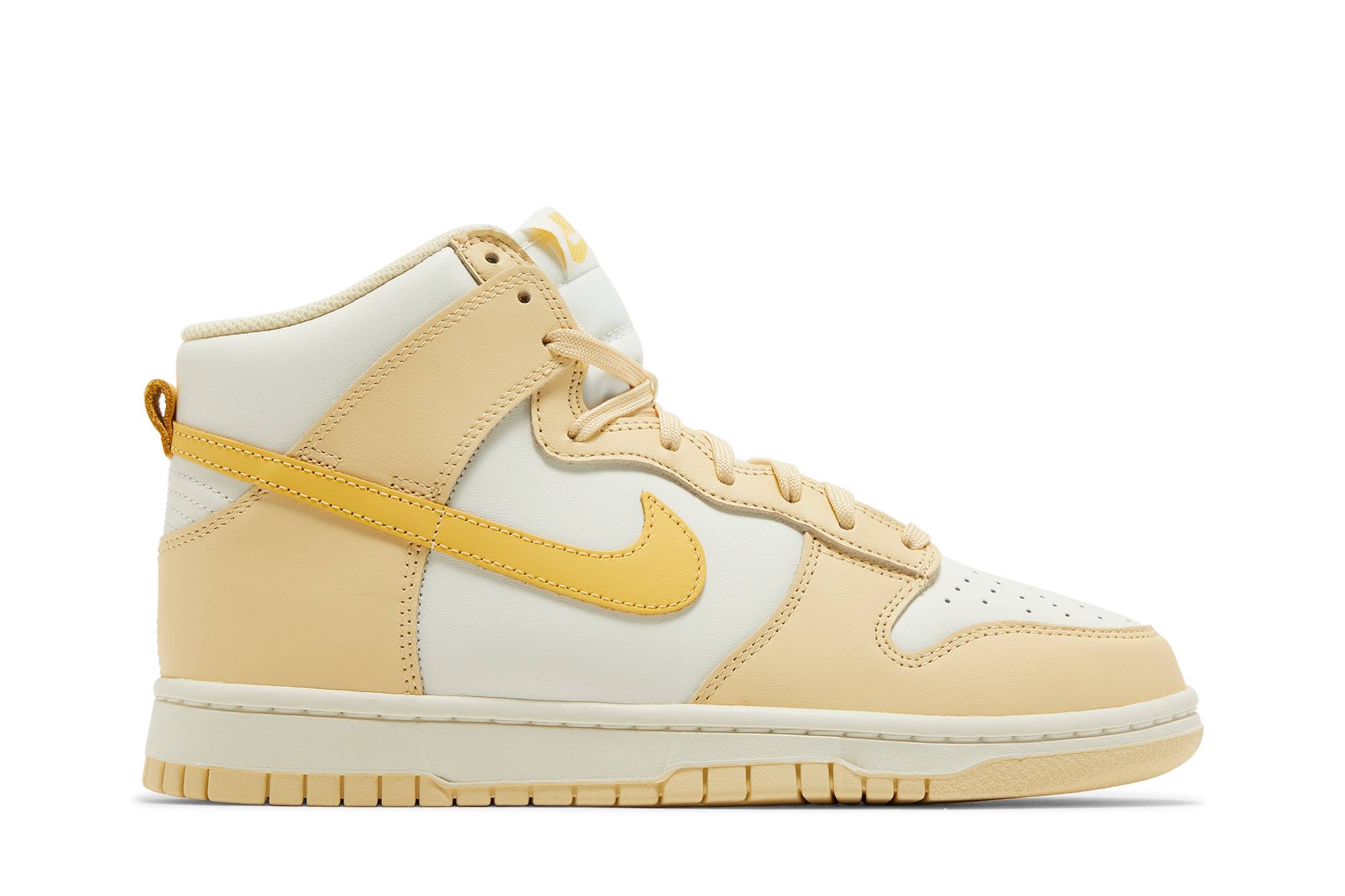 (Women) Nike Dunk High ‚Pale Vanilla‘