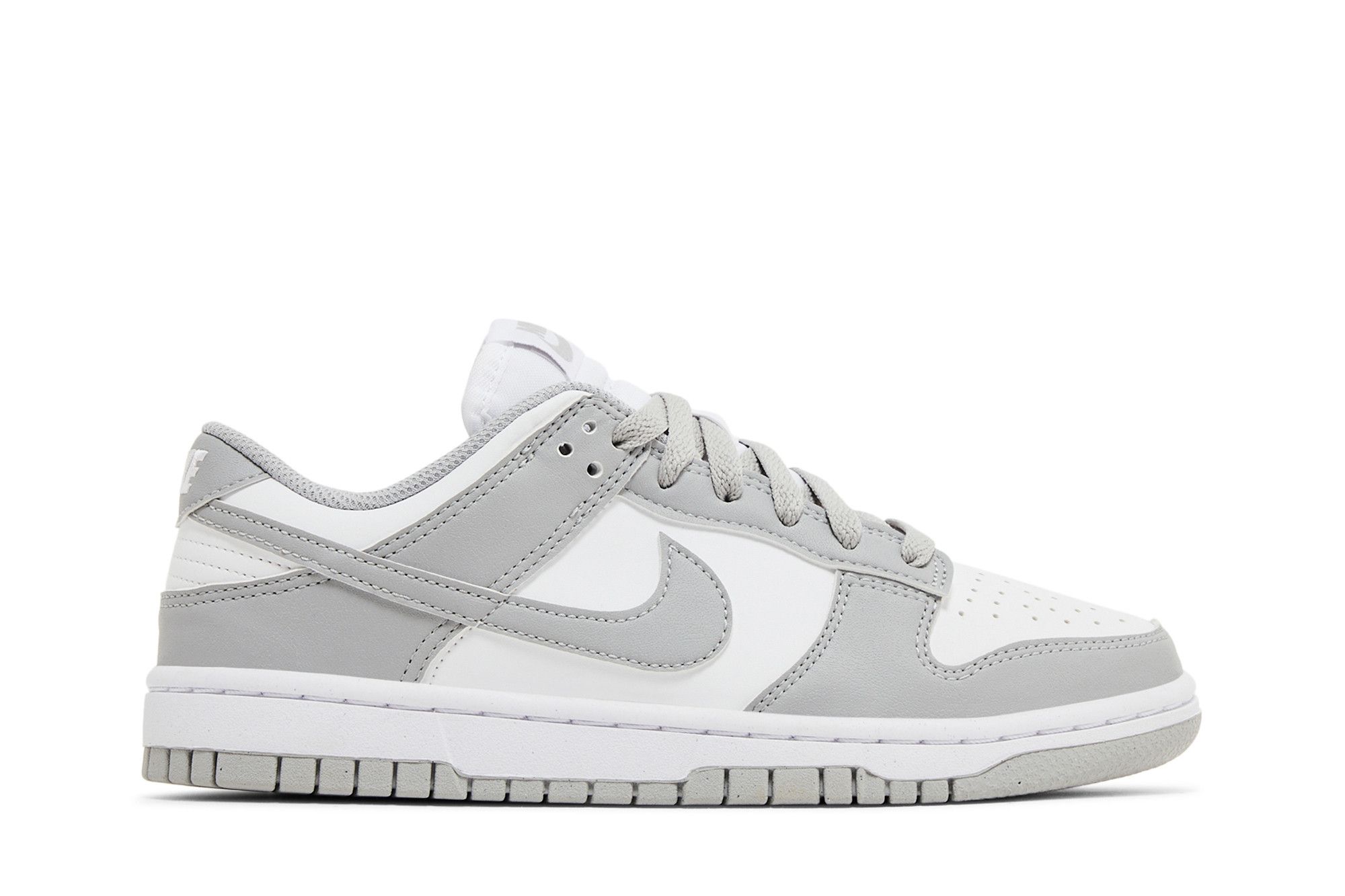 (Women) Nike Dunk Low Next Nature ‚Light Smoke Grey‘