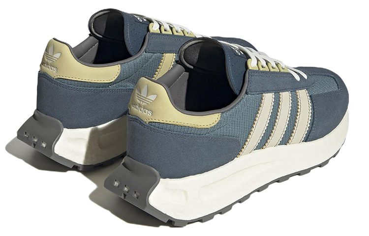 adidas Retropy E5 ‚Blue Cream‘