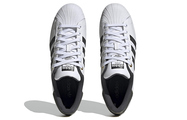 adidas Superstar ‚White Carbon Gold‘
