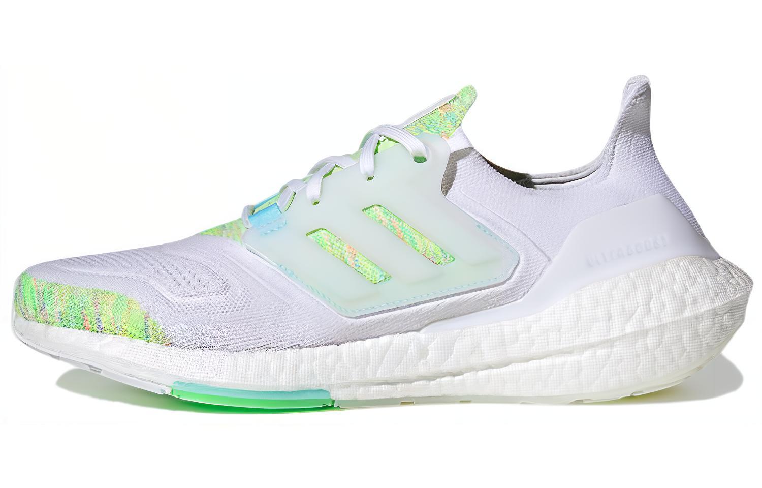 adidas UltraBoost 22 ‚White Bliss Blue‘