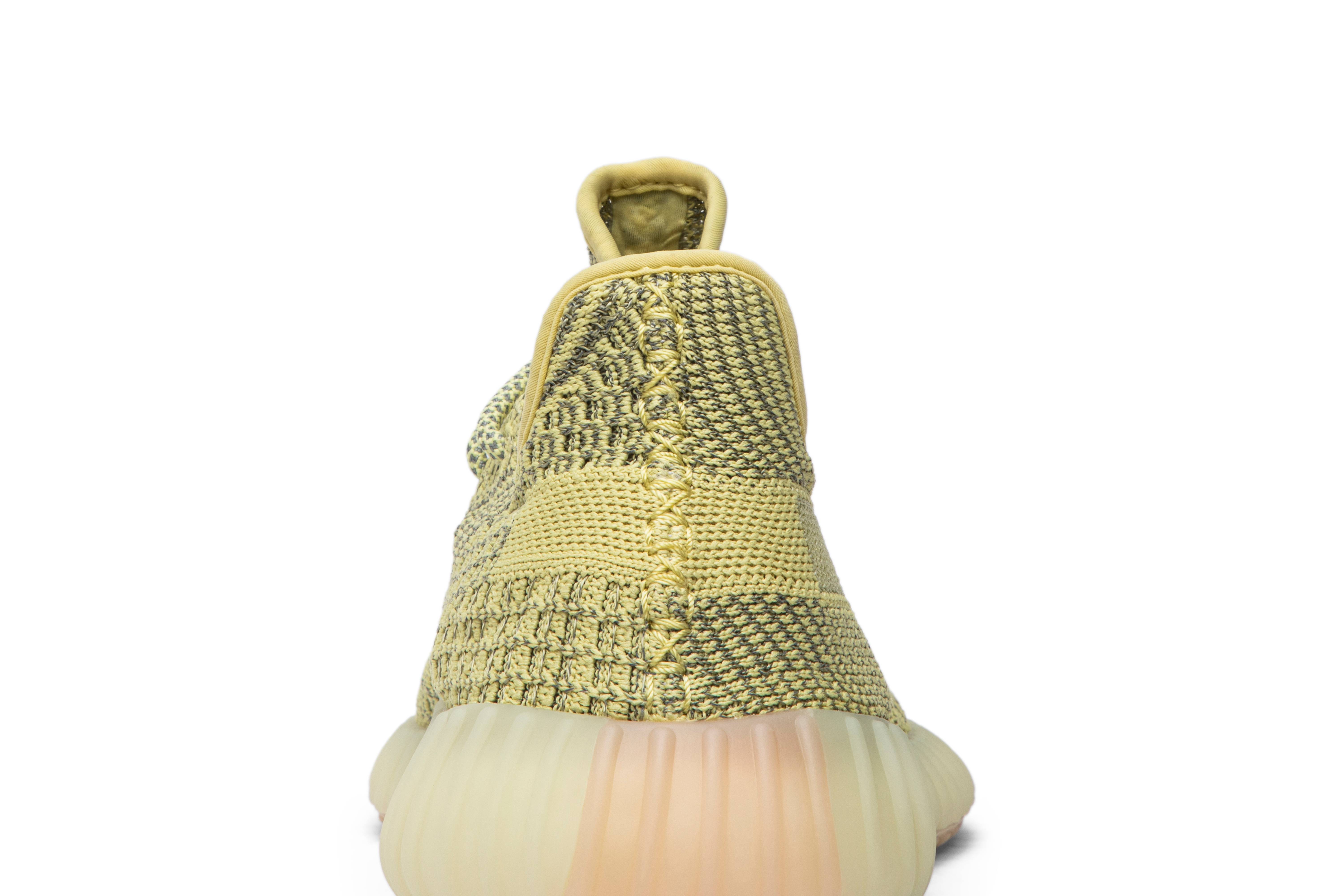 adidas Yeezy Boost 350 V2 ‚Antlia Reflective‘