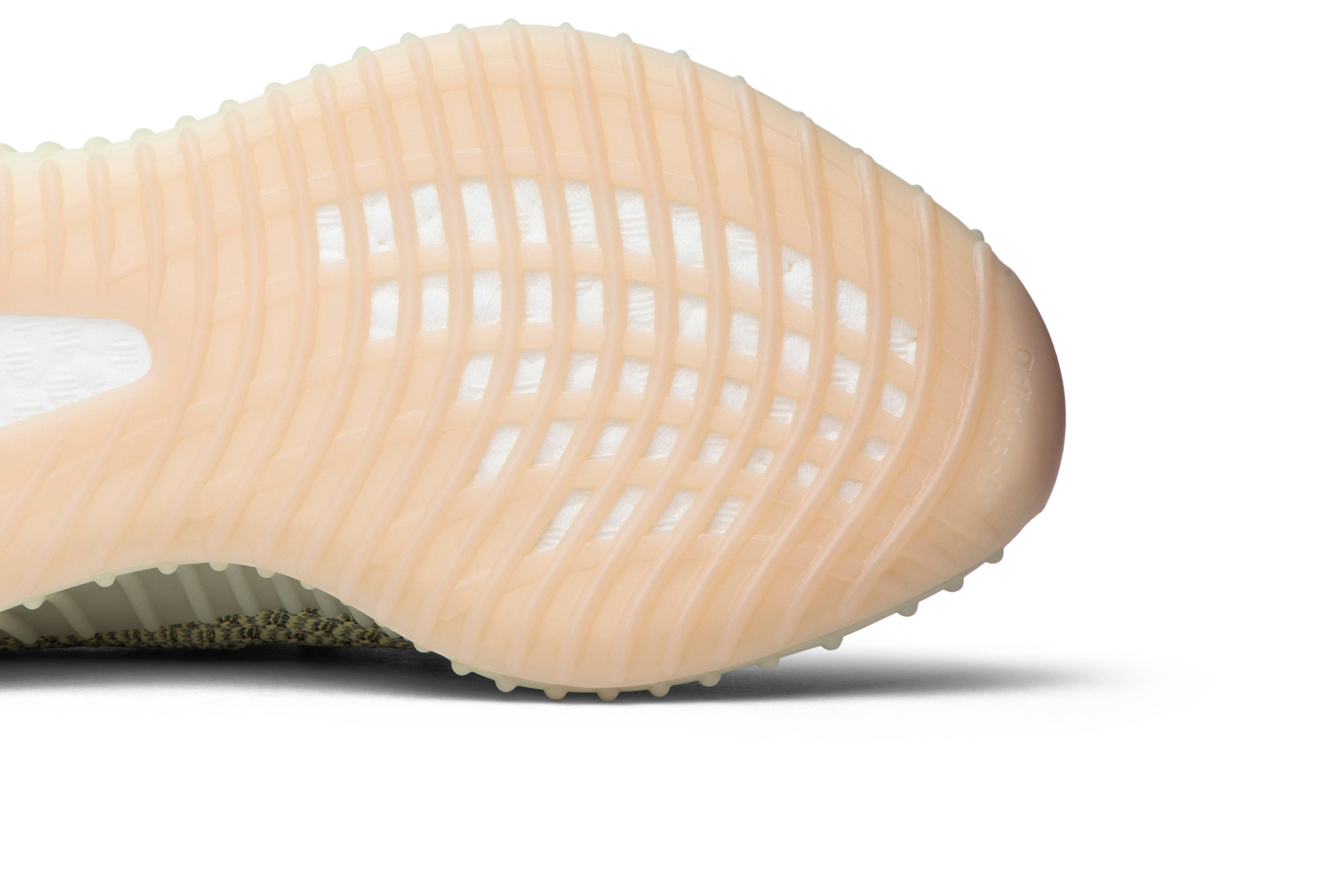 adidas Yeezy Boost 350 V2 ‚Antlia Reflective‘