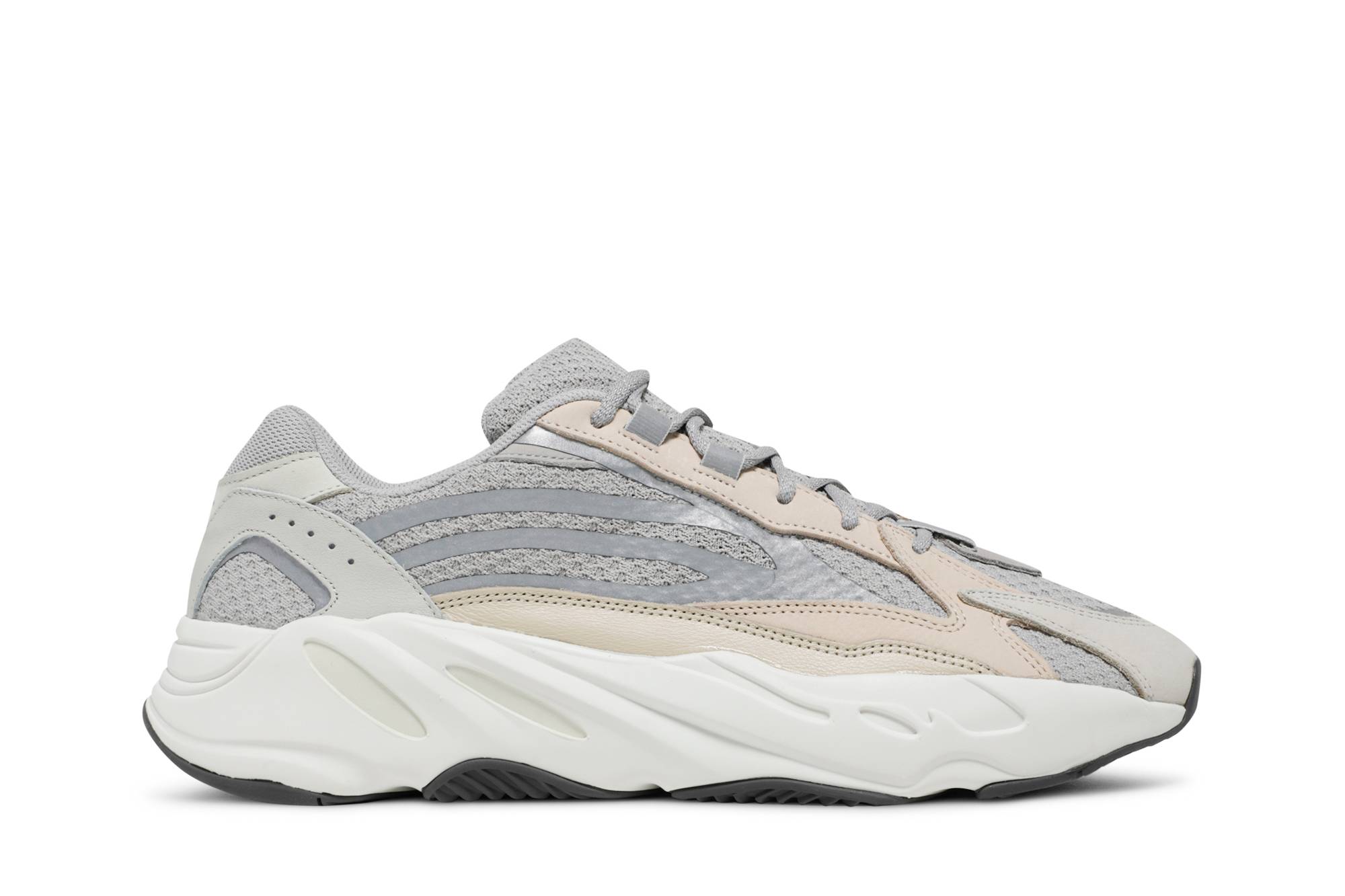 adidas Yeezy Boost 700 V2 ‚Cream‘