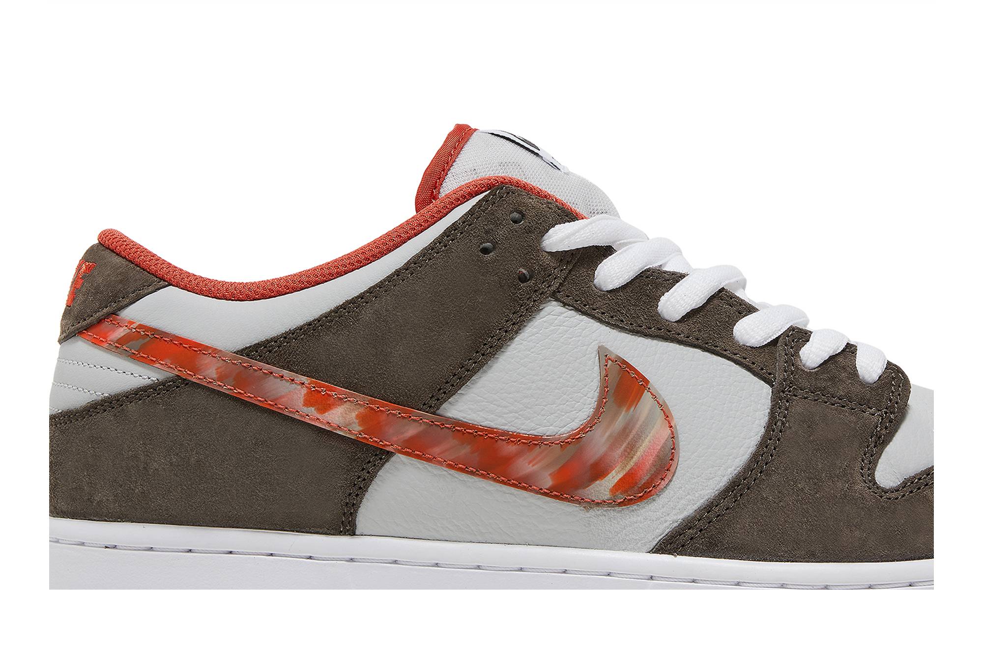 Crushed Skate Shop x Nike SB Dunk Low QS ‚Olive Grey/Mantra Orange‘