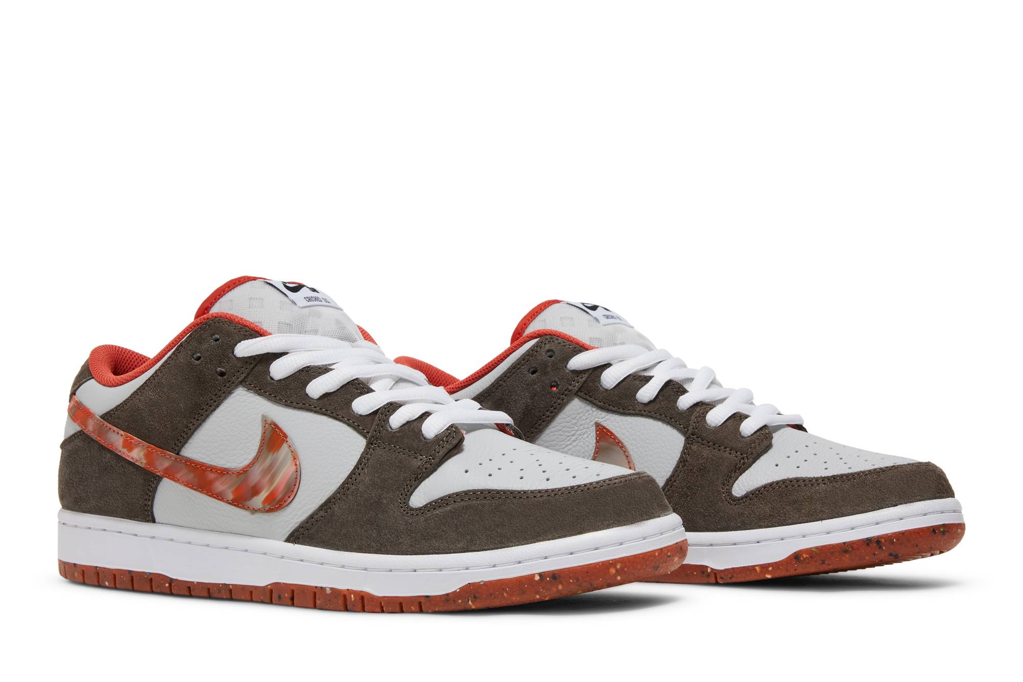 Crushed Skate Shop x Nike SB Dunk Low QS ‚Olive Grey/Mantra Orange‘
