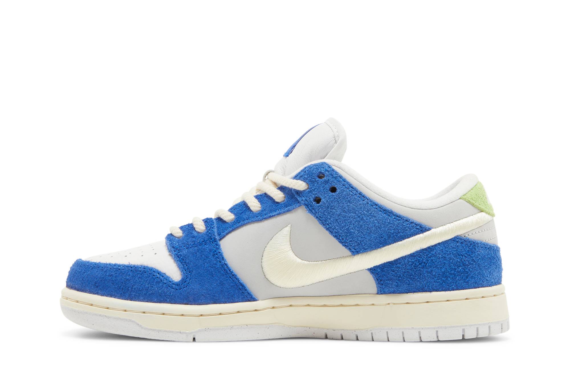 Fly Streetwear x Nike SB Dunk Low