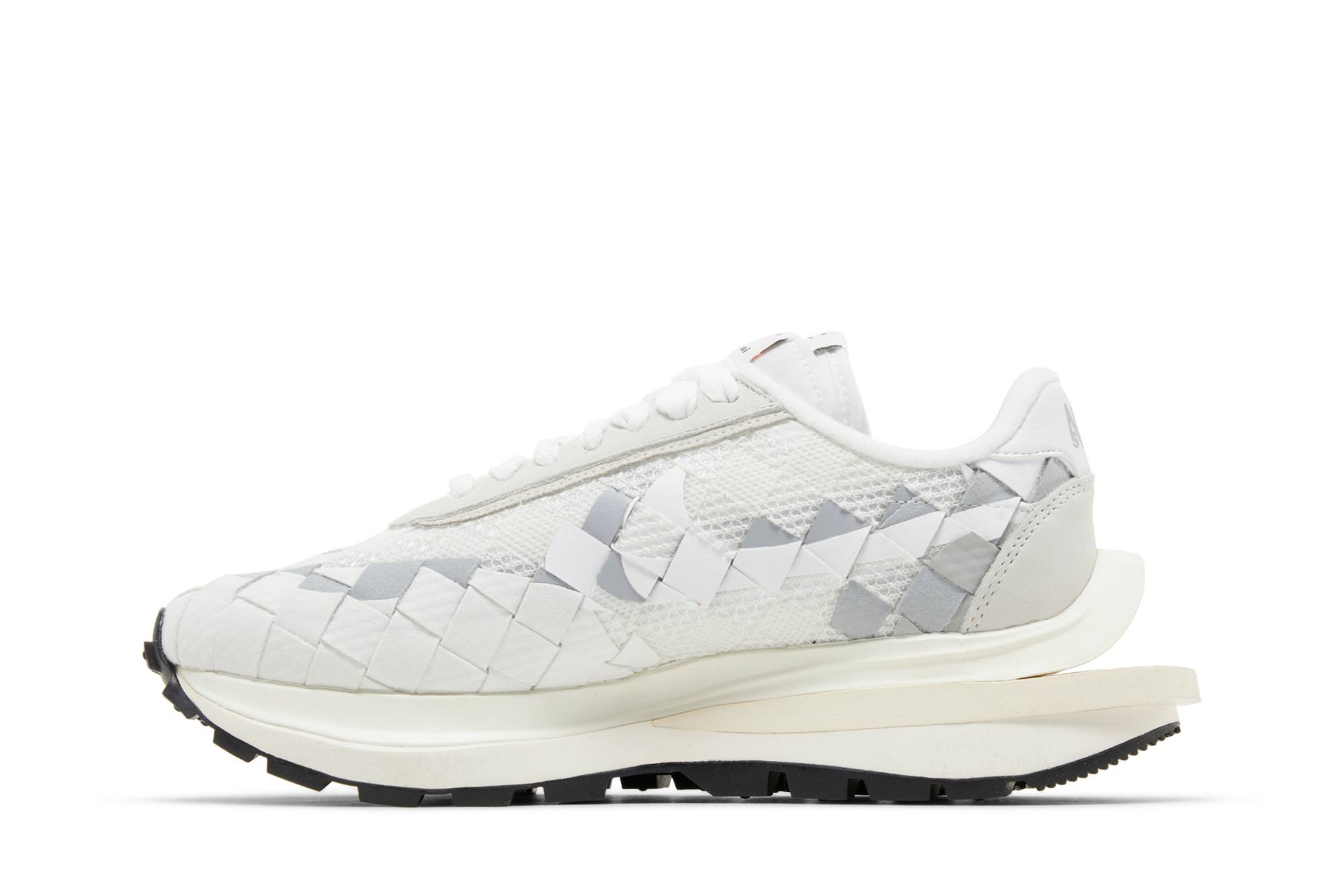 Jean Paul Gaultier x sacai x Nike VaporWaffle Woven ‚White‘