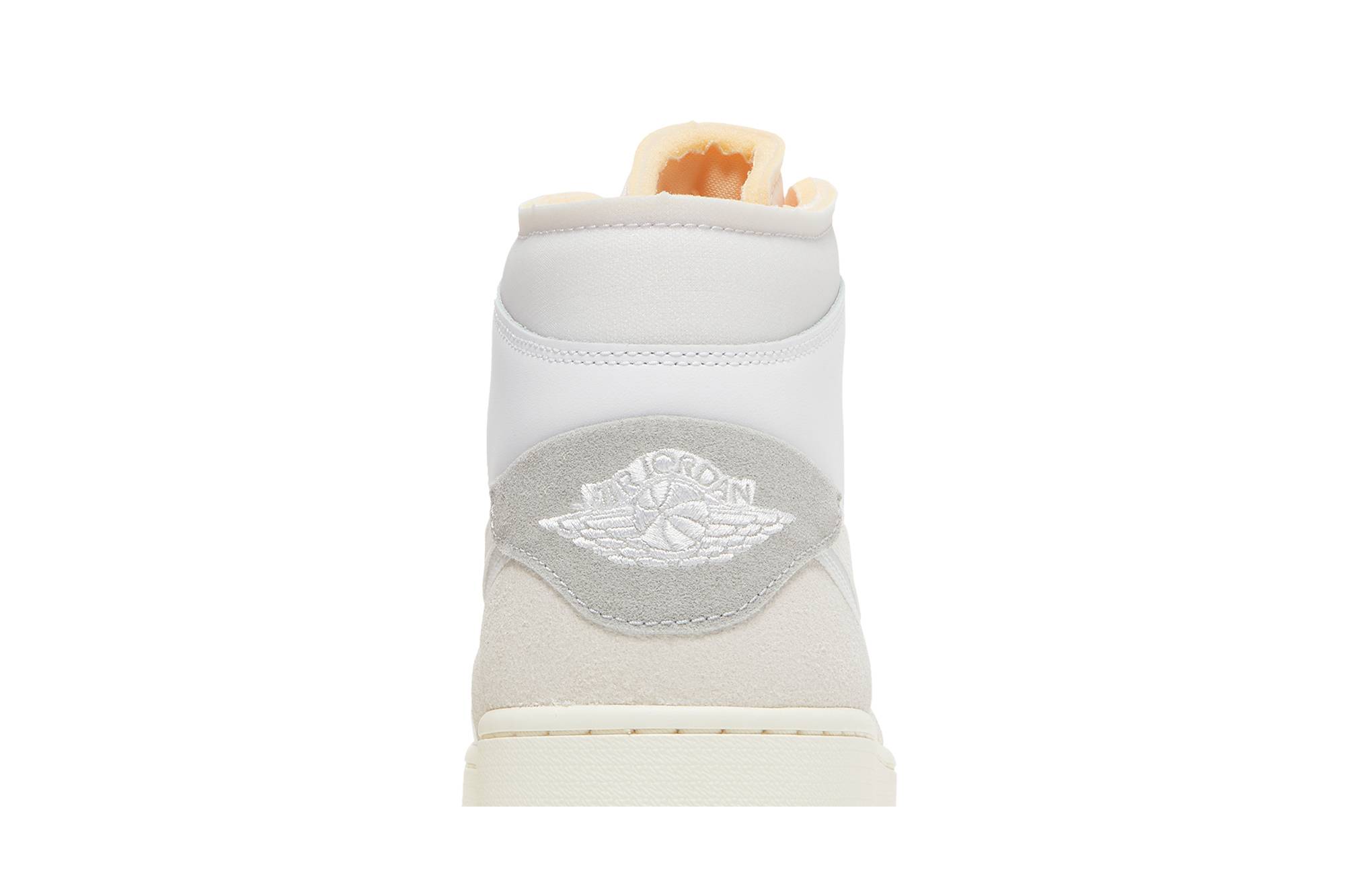Jordan 1 Mid SE ‚Inside Out‘