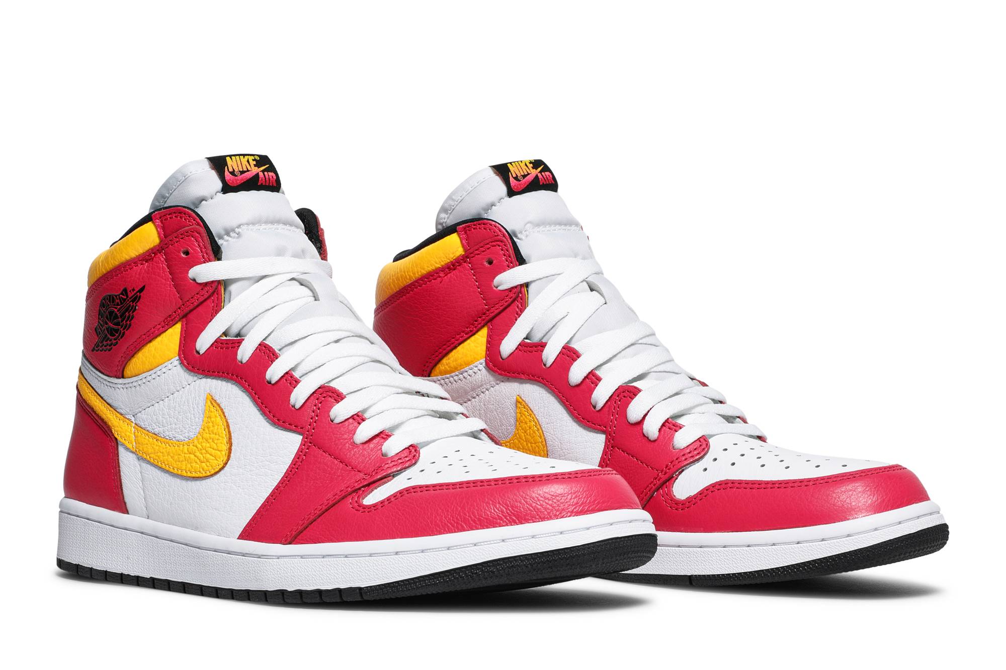 Jordan 1 Retro High OG ‚Light Fusion Red‘
