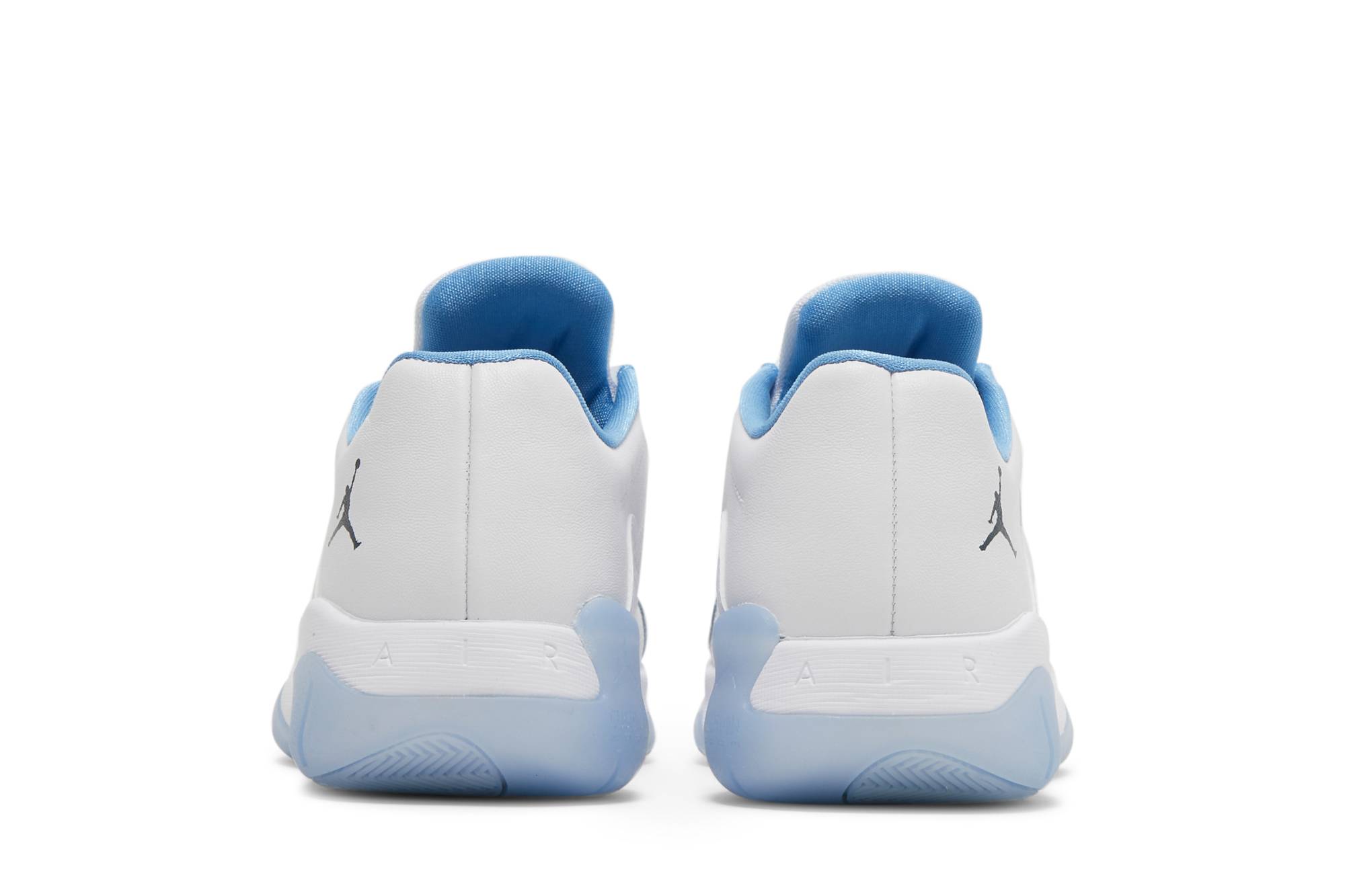 Jordan 11 CMFT Low ‚White Army Navy‘