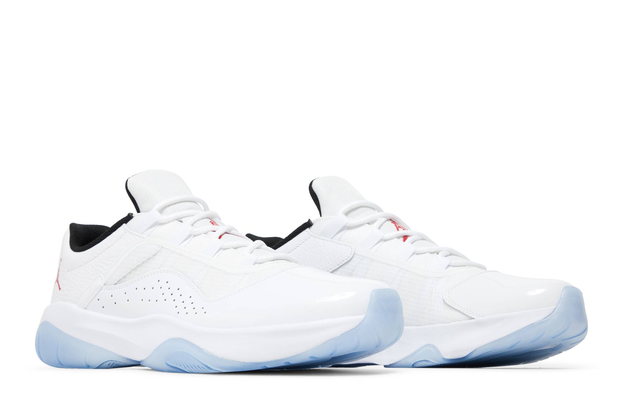 Jordan 11 CMFT Low ‚White Varsity Red‘