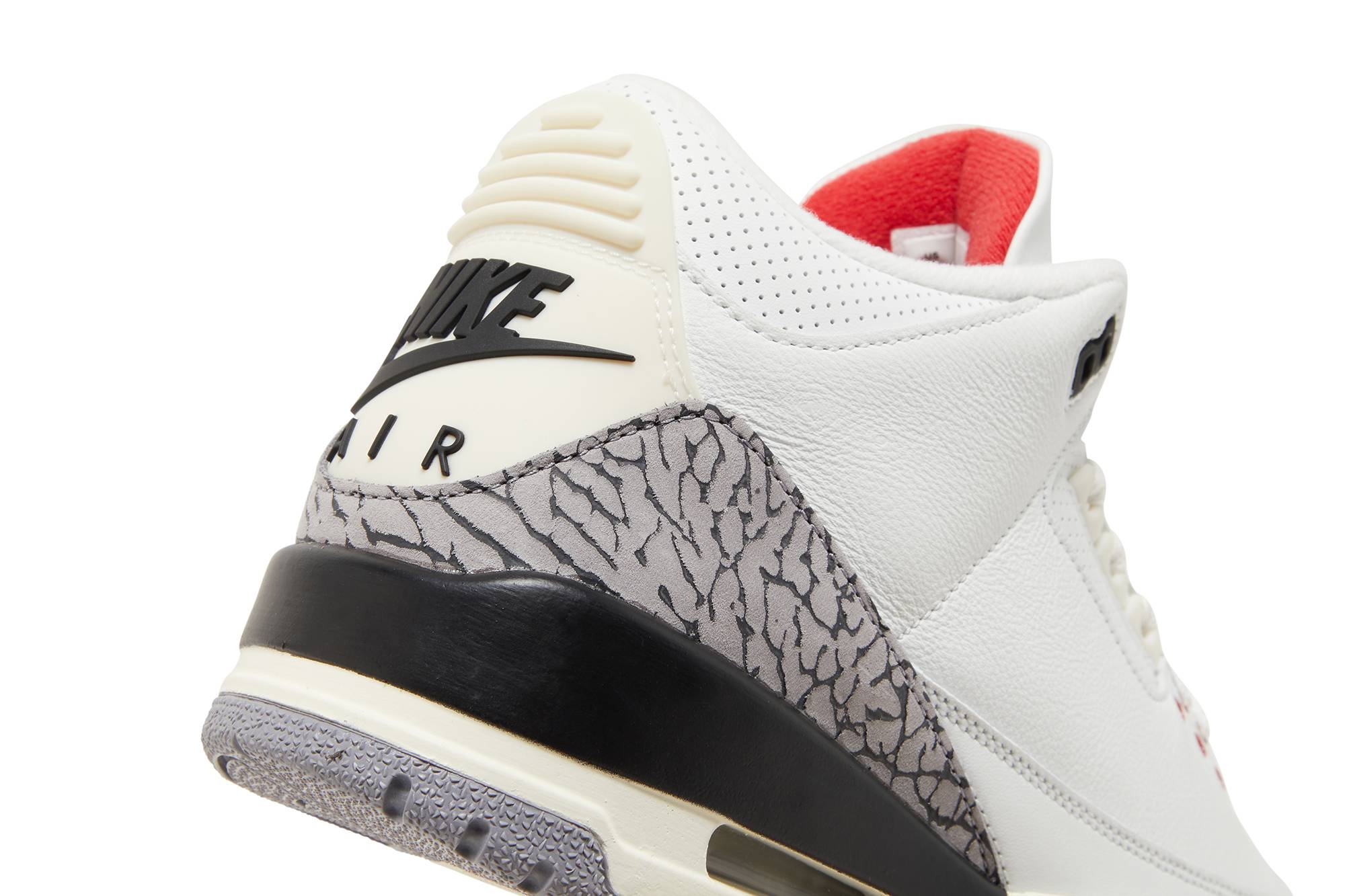 Jordan 3 Retro ‚White Cement Reimagined‘