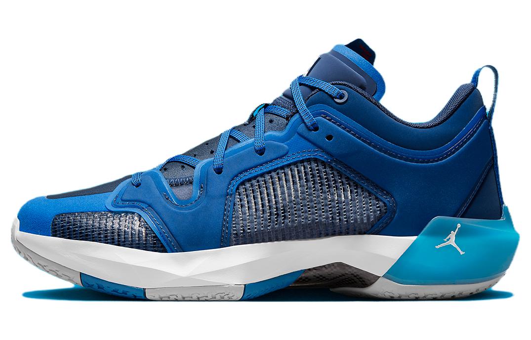 Jordan 37 Low ‚Fraternity‘