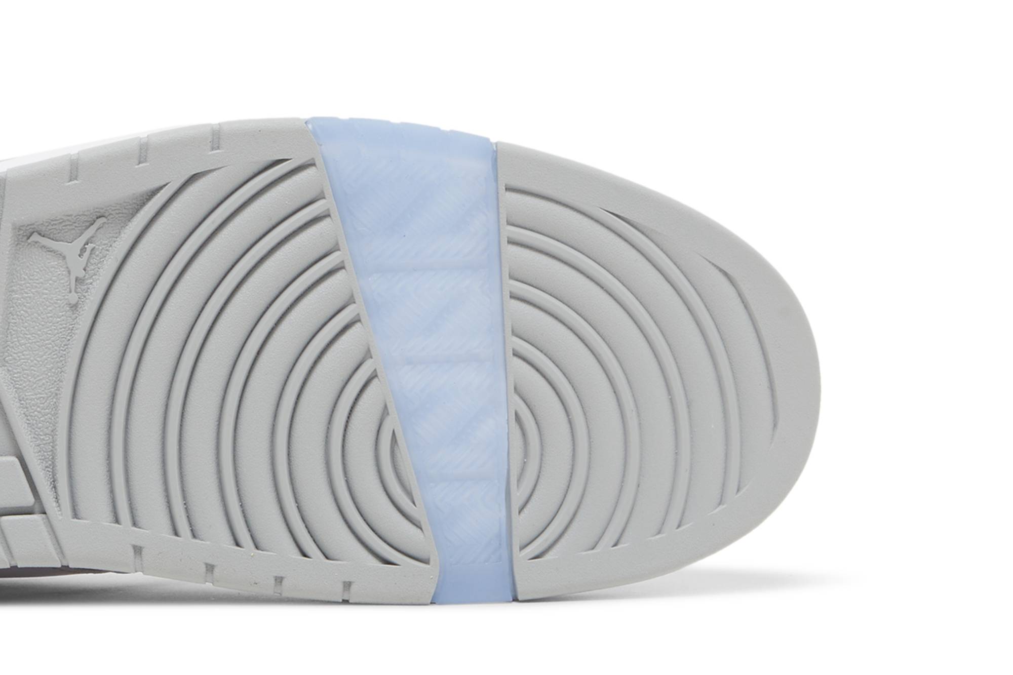 Jordan Nu Retro 1 Low ‚Light Smoke Grey‘