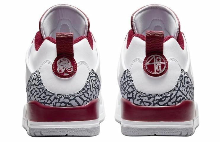 Jordan Spizike Low ‚Team Red‘