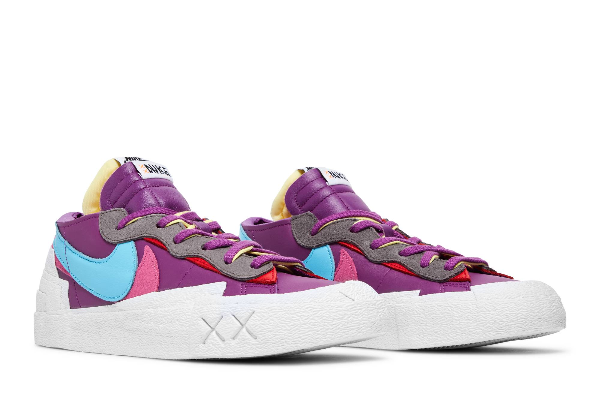 KAWS x sacai x Nike Blazer Low ‚Purple Dusk‘