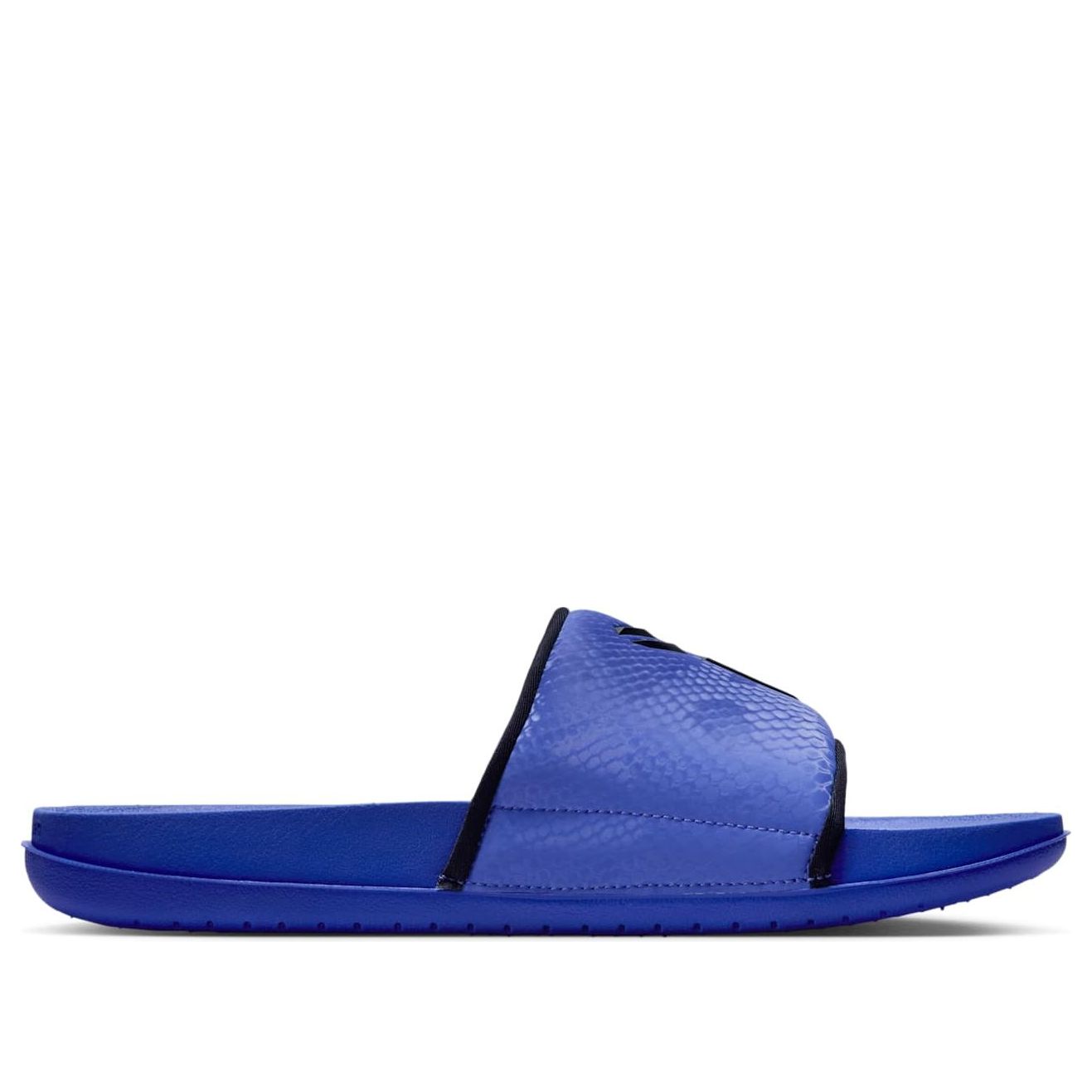Kobe Bryant x Nike Offcourt Slide ‚Persian Violet‘