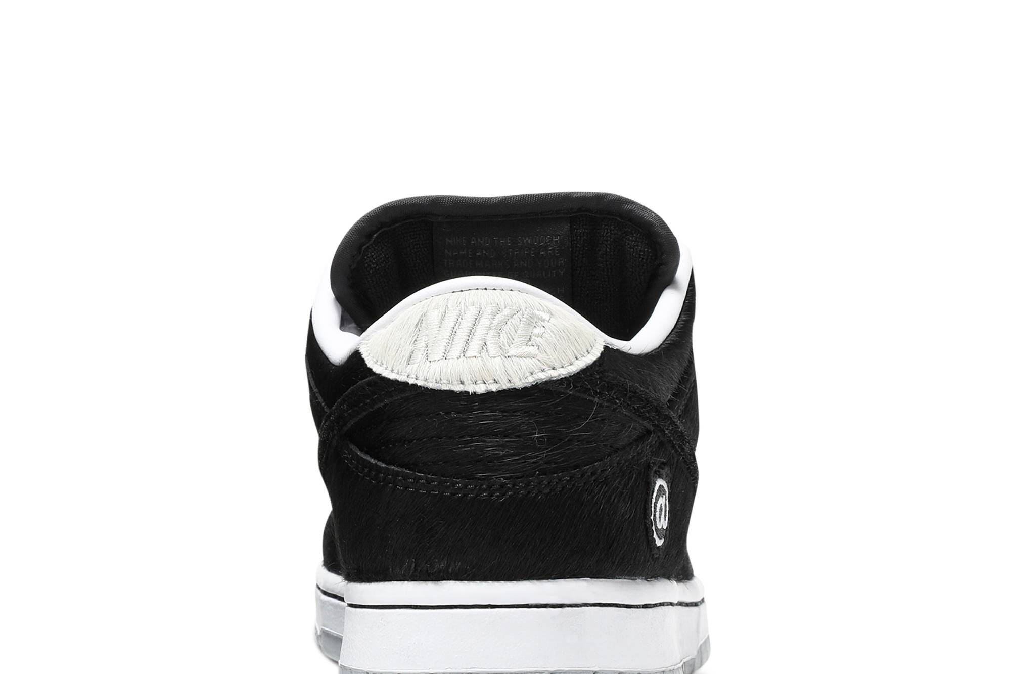 Medicom Toy x Nike SB Dunk Low ‚BE@RBRICK‘