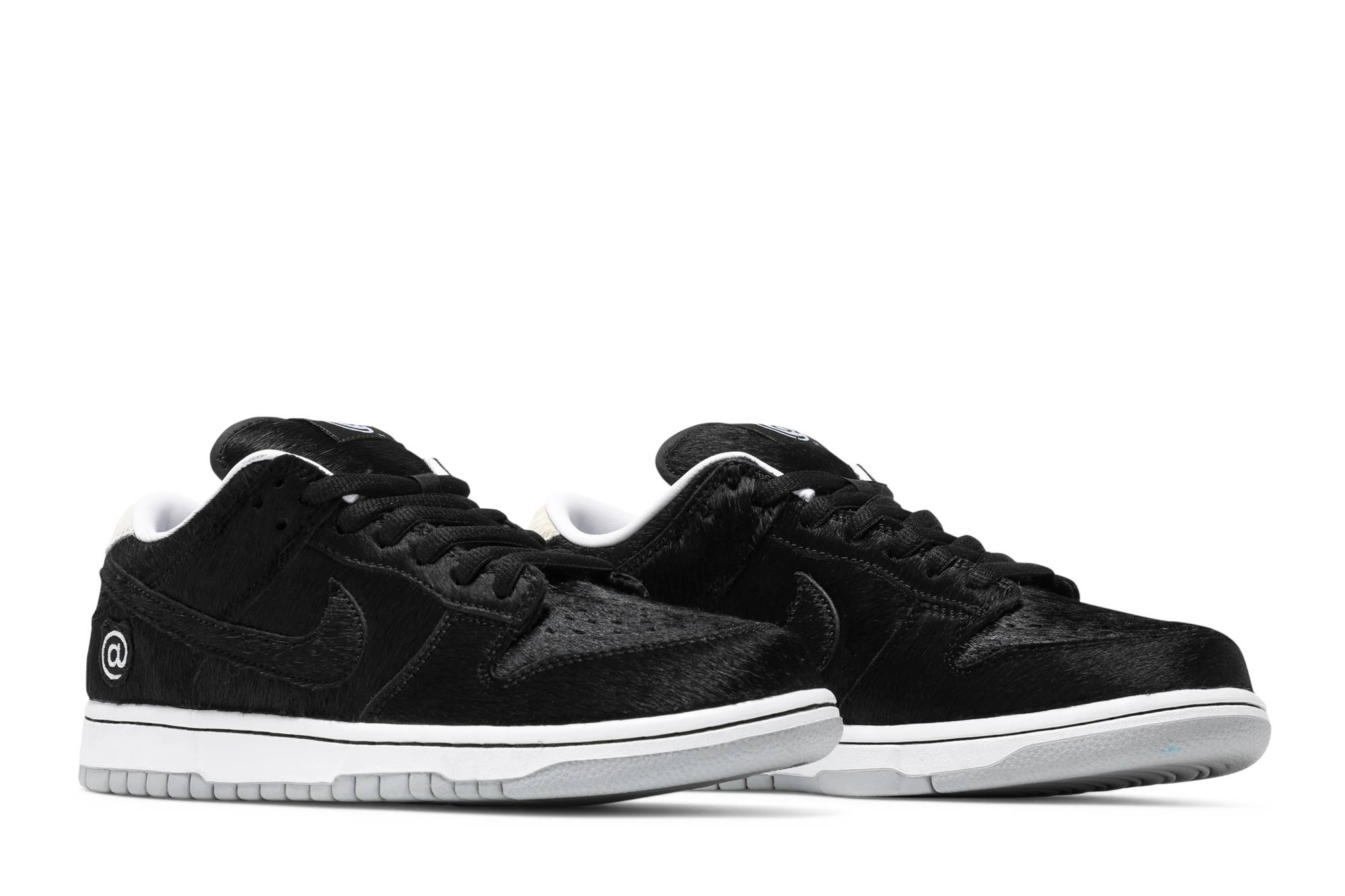 Medicom Toy x Nike SB Dunk Low ‚BE@RBRICK‘