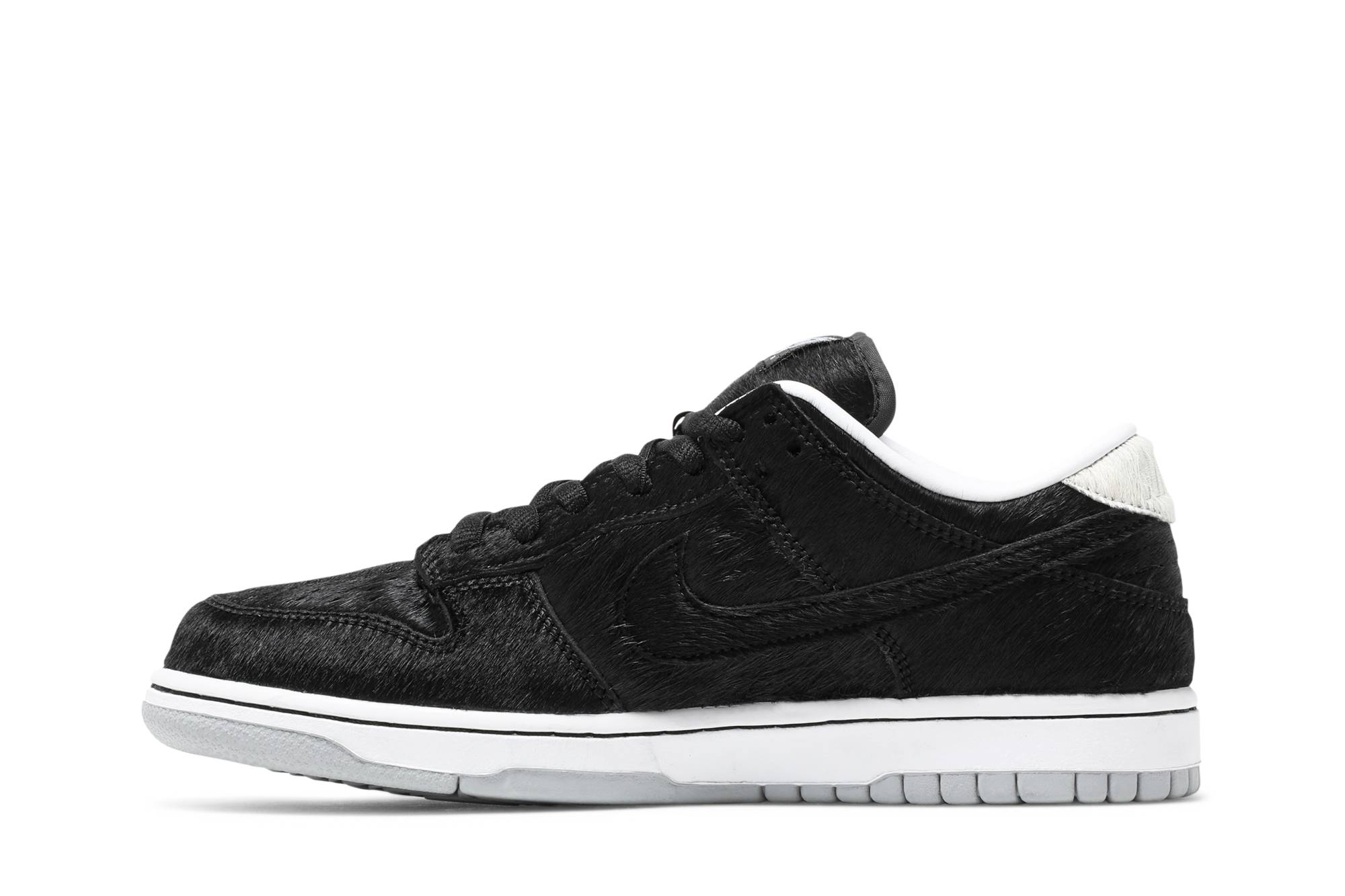 Medicom Toy x Nike SB Dunk Low ‚BE@RBRICK‘