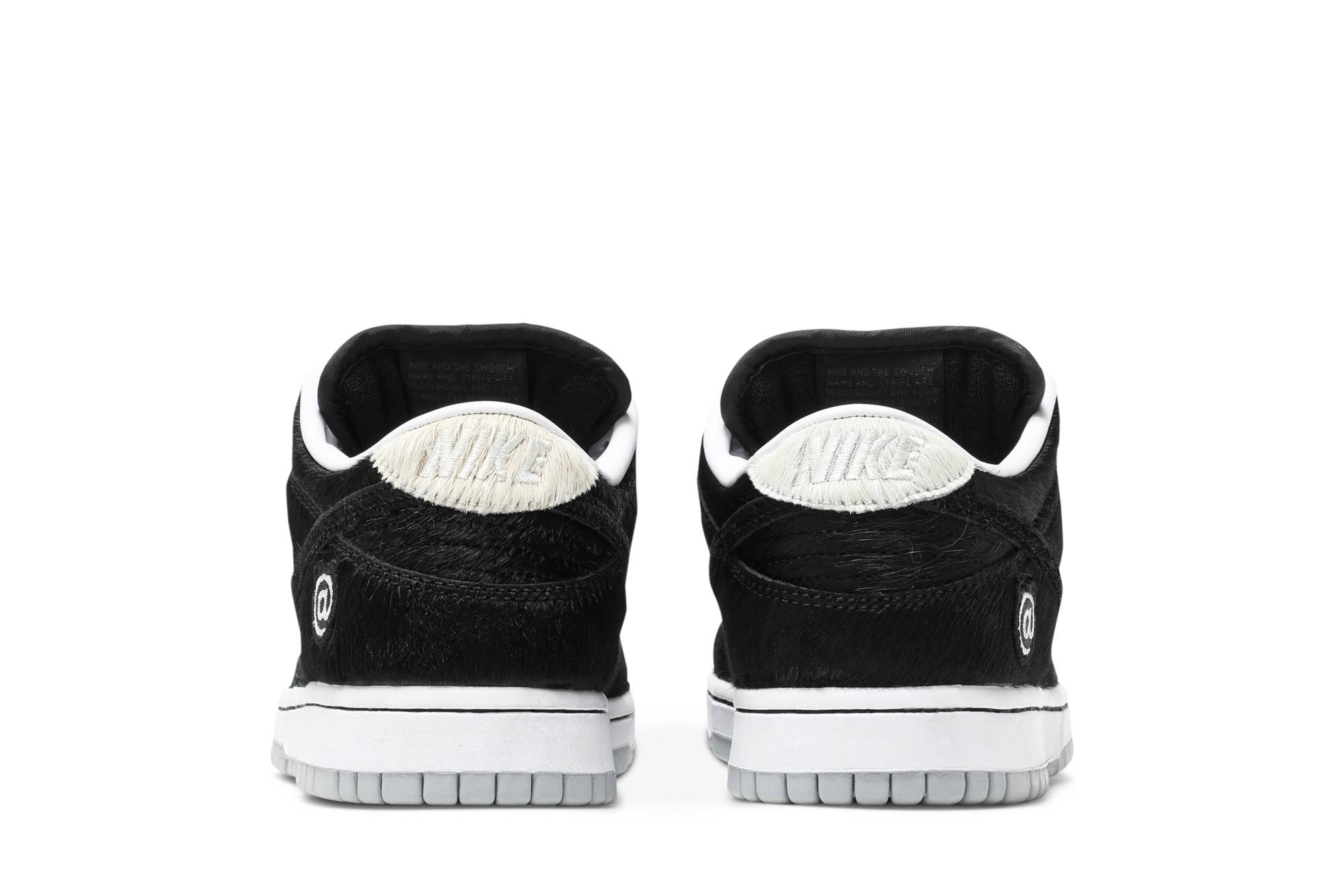Medicom Toy x Nike SB Dunk Low ‚BE@RBRICK‘