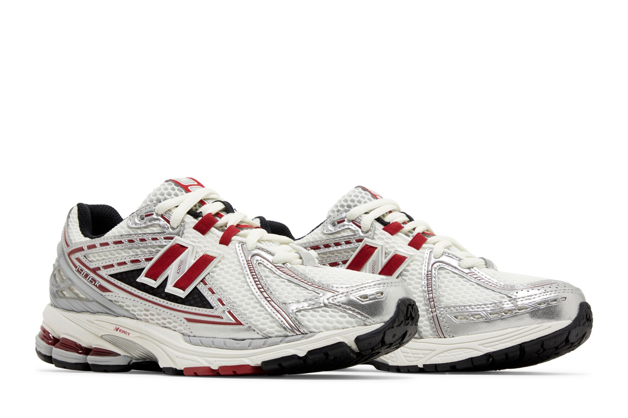 New Balance 1906R ‚Silver Classic Crimson‘
