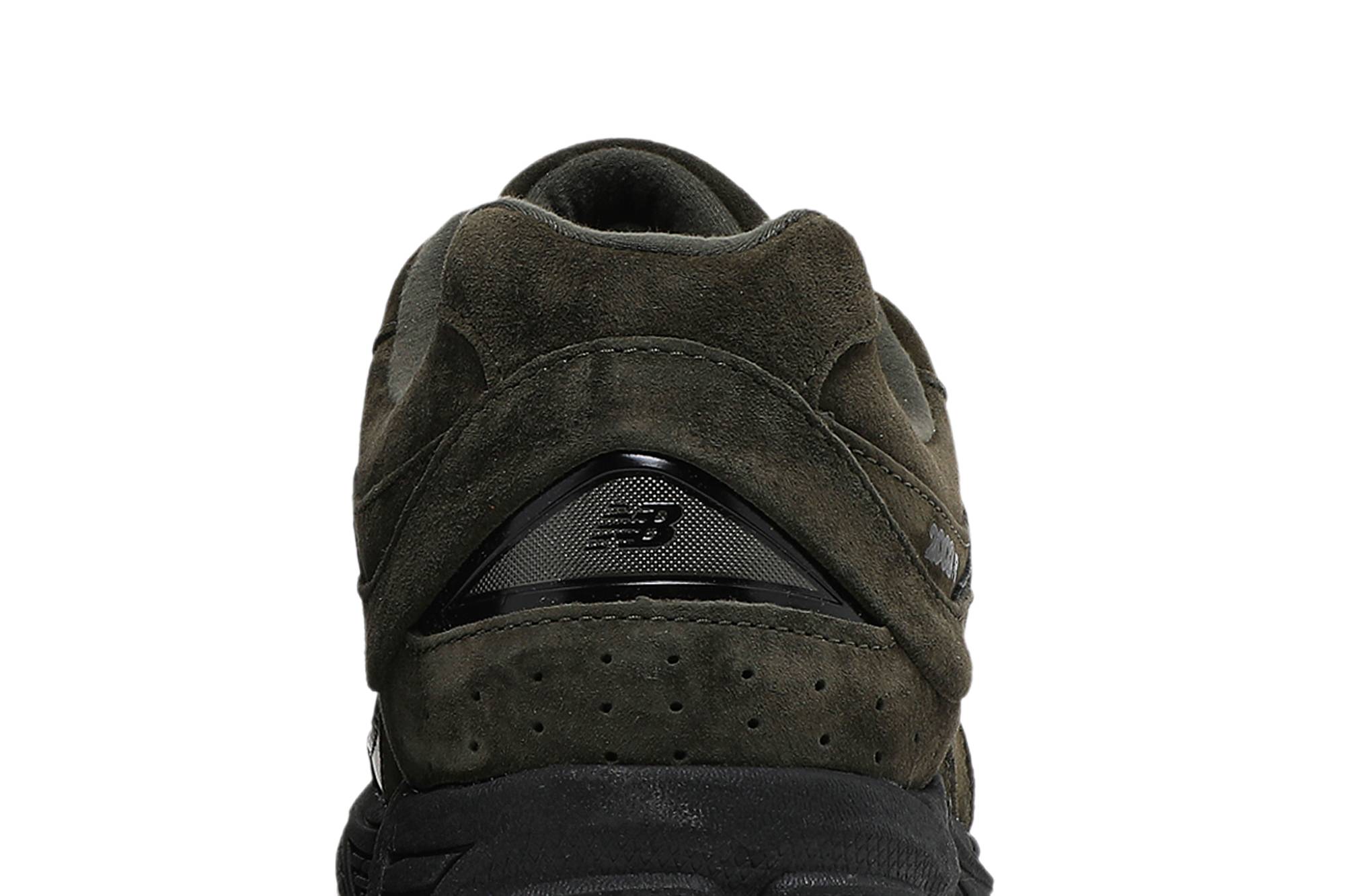 New Balance 2002R ‚Olive‘