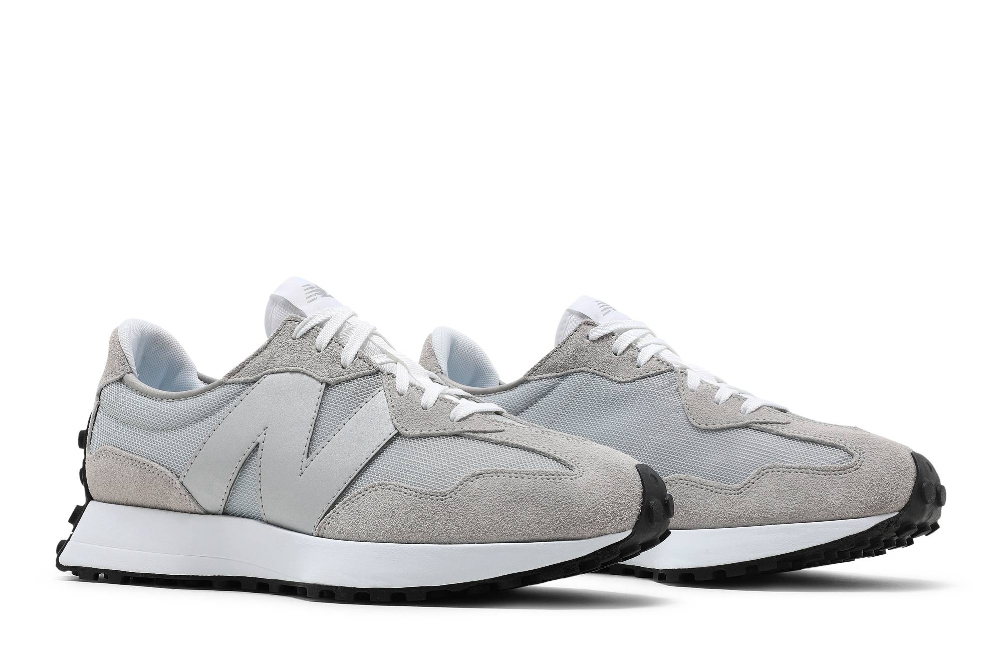 New Balance 327 ‚Rain Cloud Metallic Silver‘