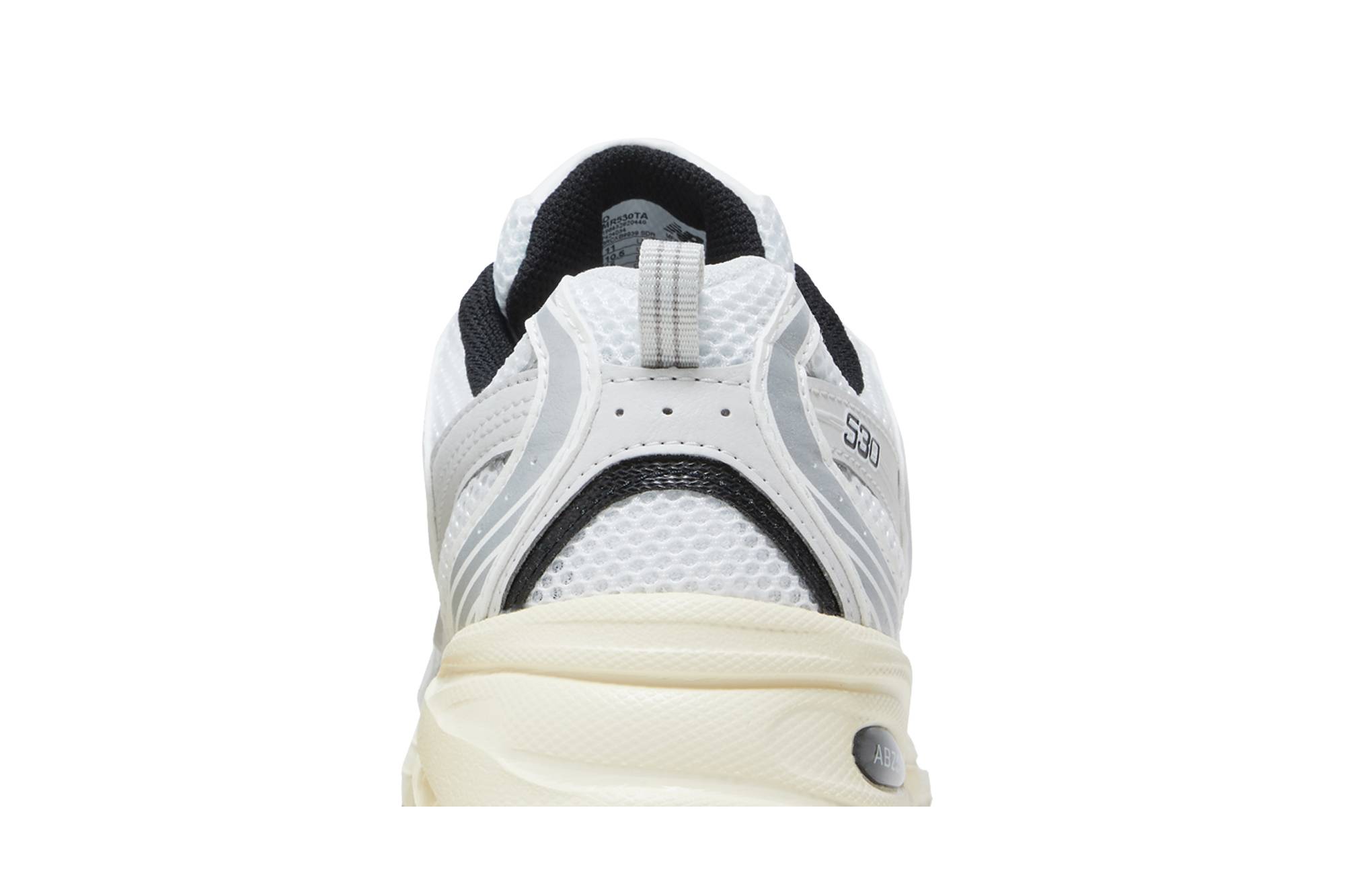 New Balance 530 ‚Silver Cream‘