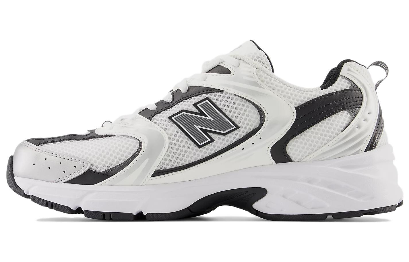 New Balance 530 ‚White Silver Metallic‘