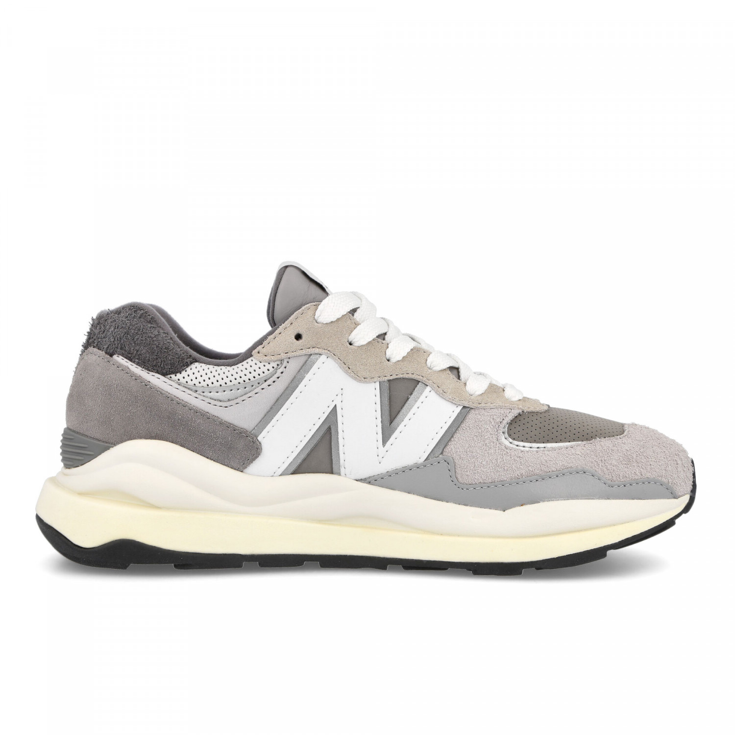 New Balance 57/40 ‚Grey Day‘