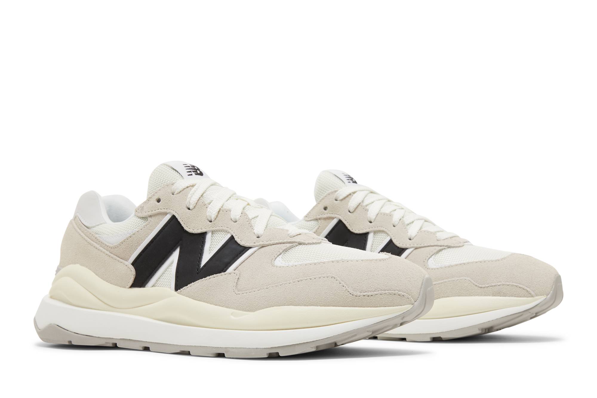 New Balance 57/40 ‚Sea Salt White Black‘