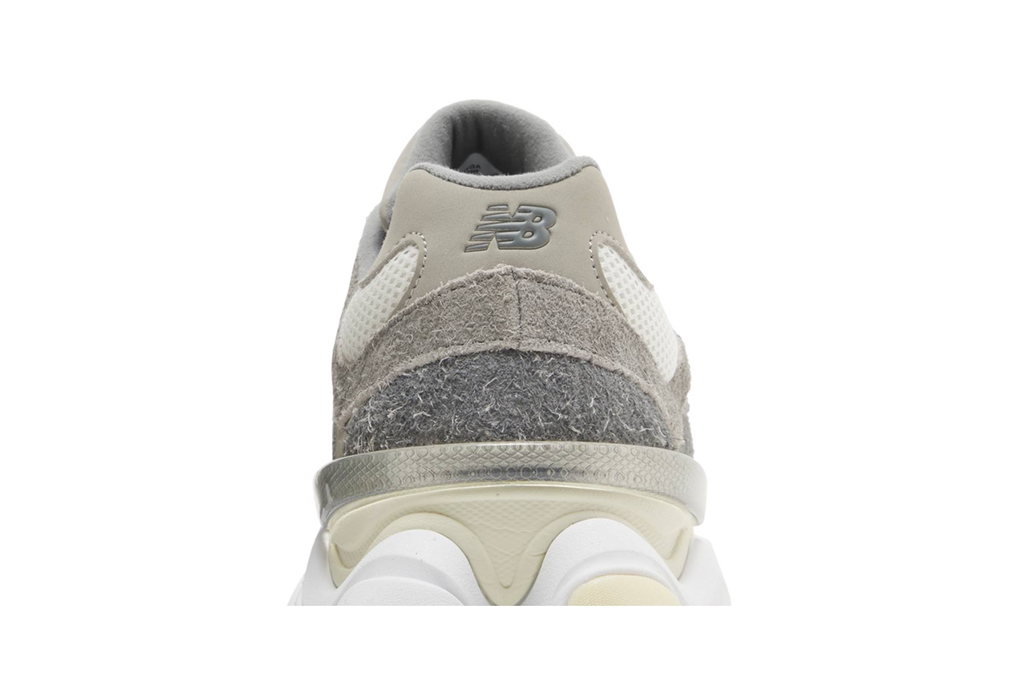 New Balance 9060 ‚Grey White‘