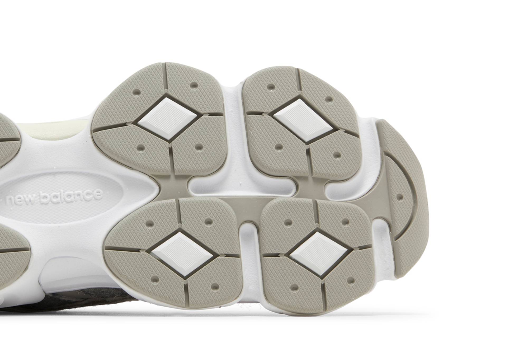 New Balance 9060 ‚Grey White‘