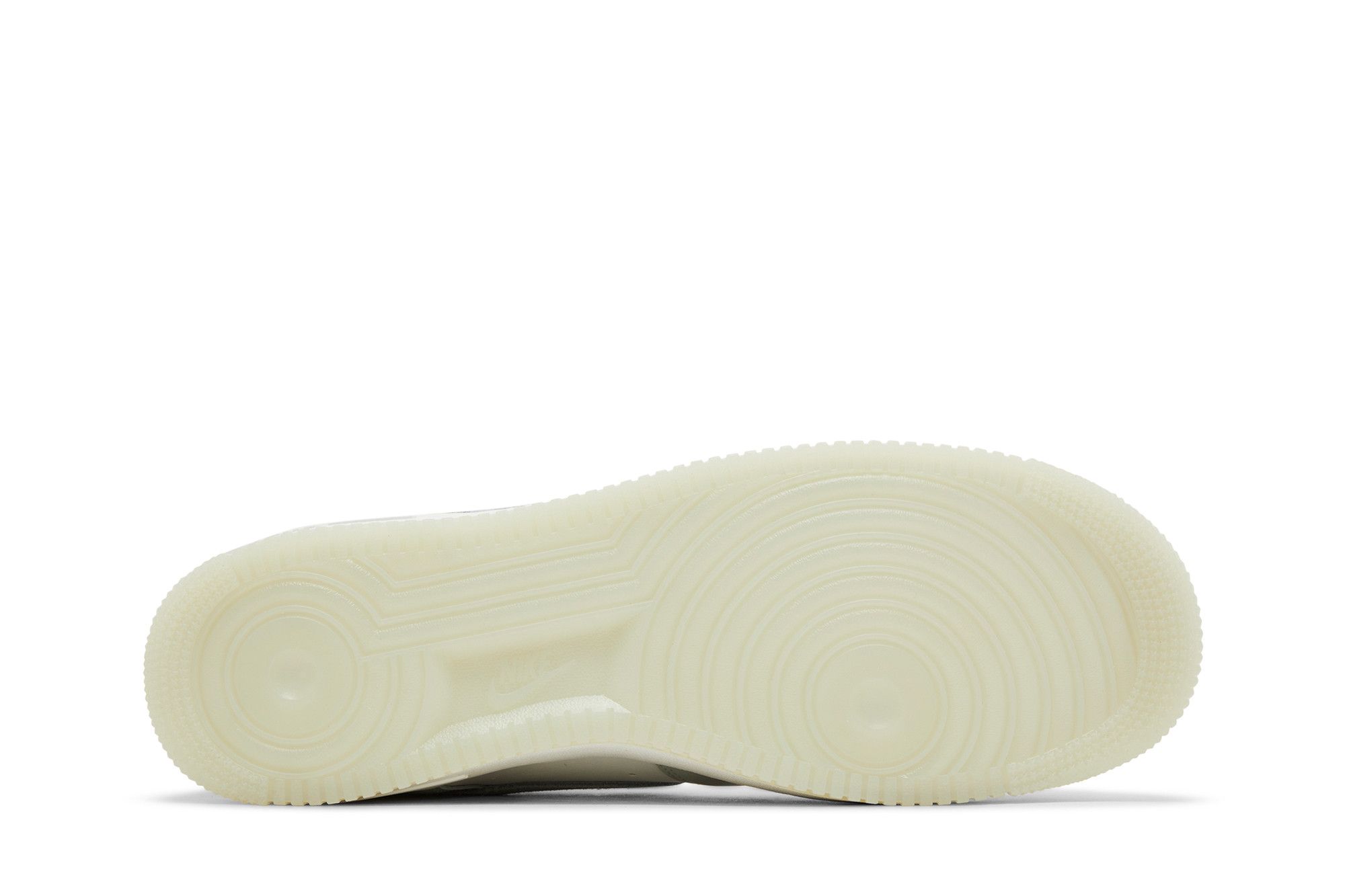Nike Air Force 1 ’07 LV8 ‚Light Silver Pumice‘