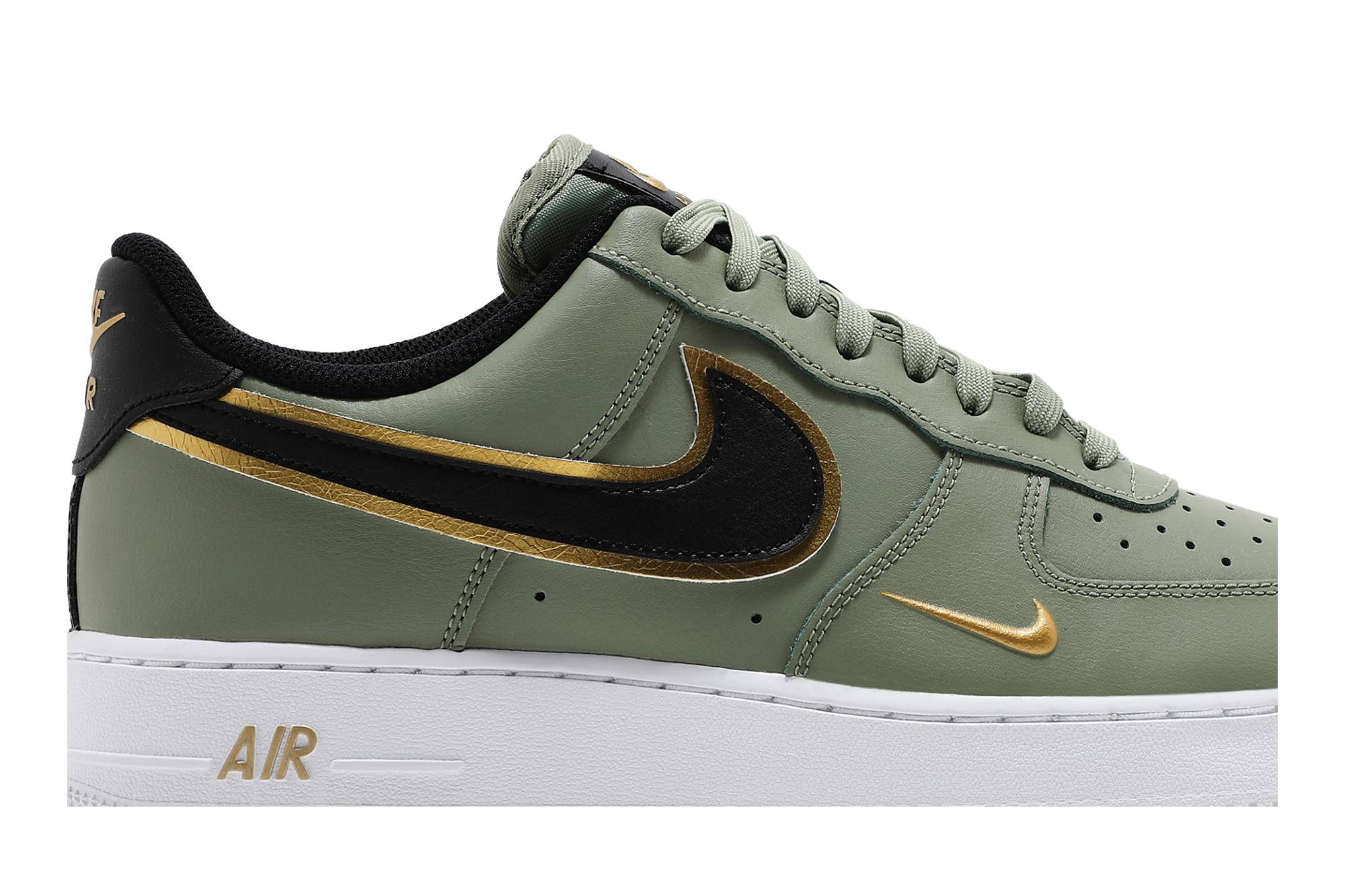 Nike Air Force 1 ’07 LV8 ‚Metallic Swoosh Pack - Oil Green‘