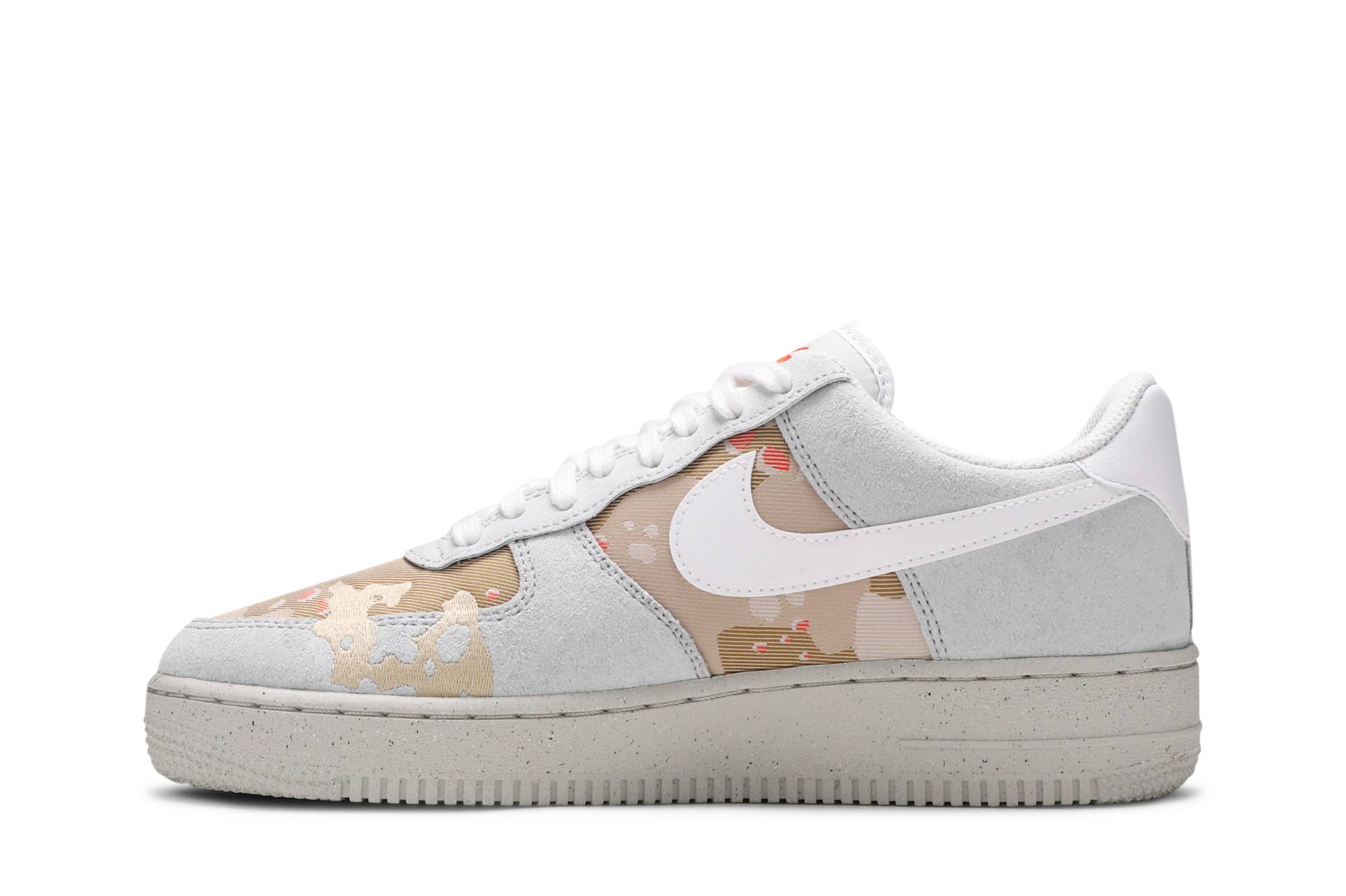 Nike Air Force 1 ’07 LX ‚Embroidered Desert Camo‘