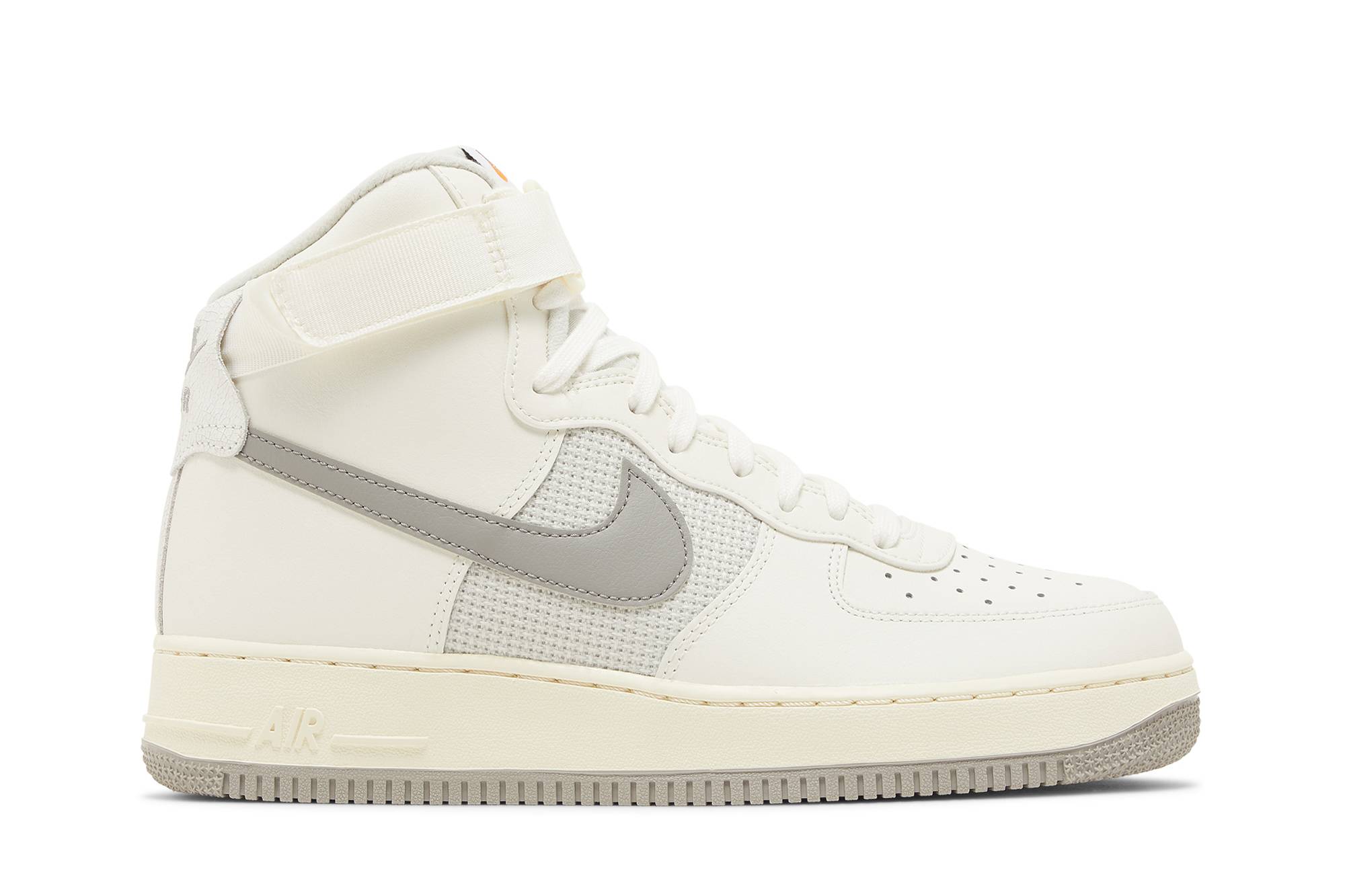 Nike Air Force 1 High Vintage ‚Sail‘
