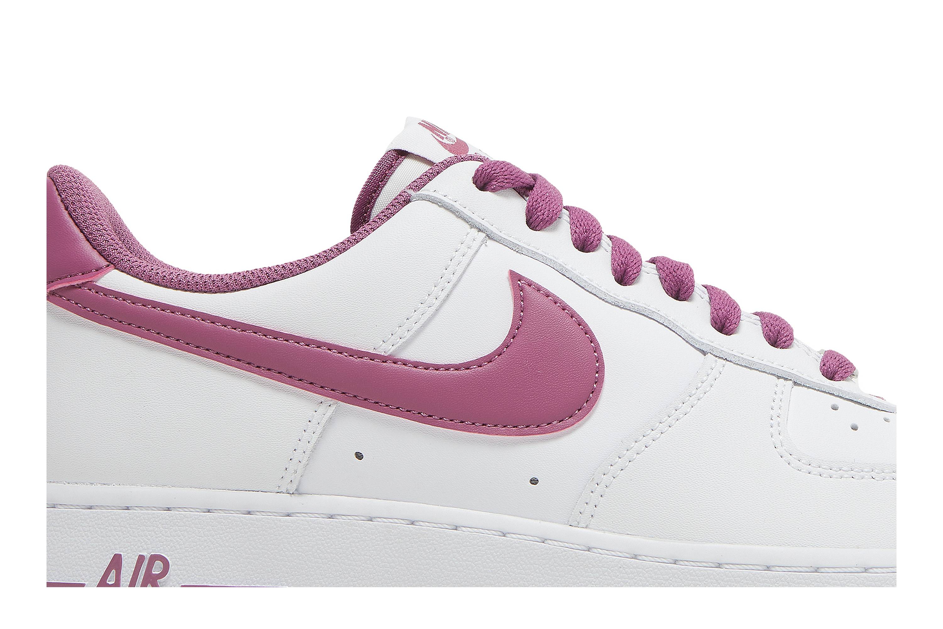 Nike Air Force 1 Low ‚Light Bordeaux‘