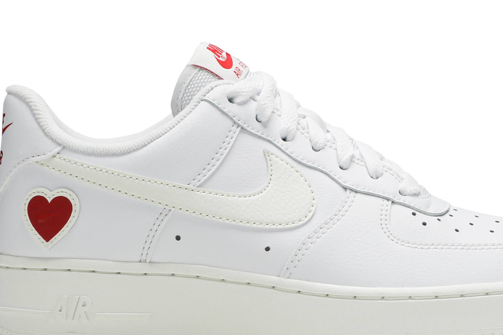 Nike Air Force 1 Low ‚Valentine’s Day‘