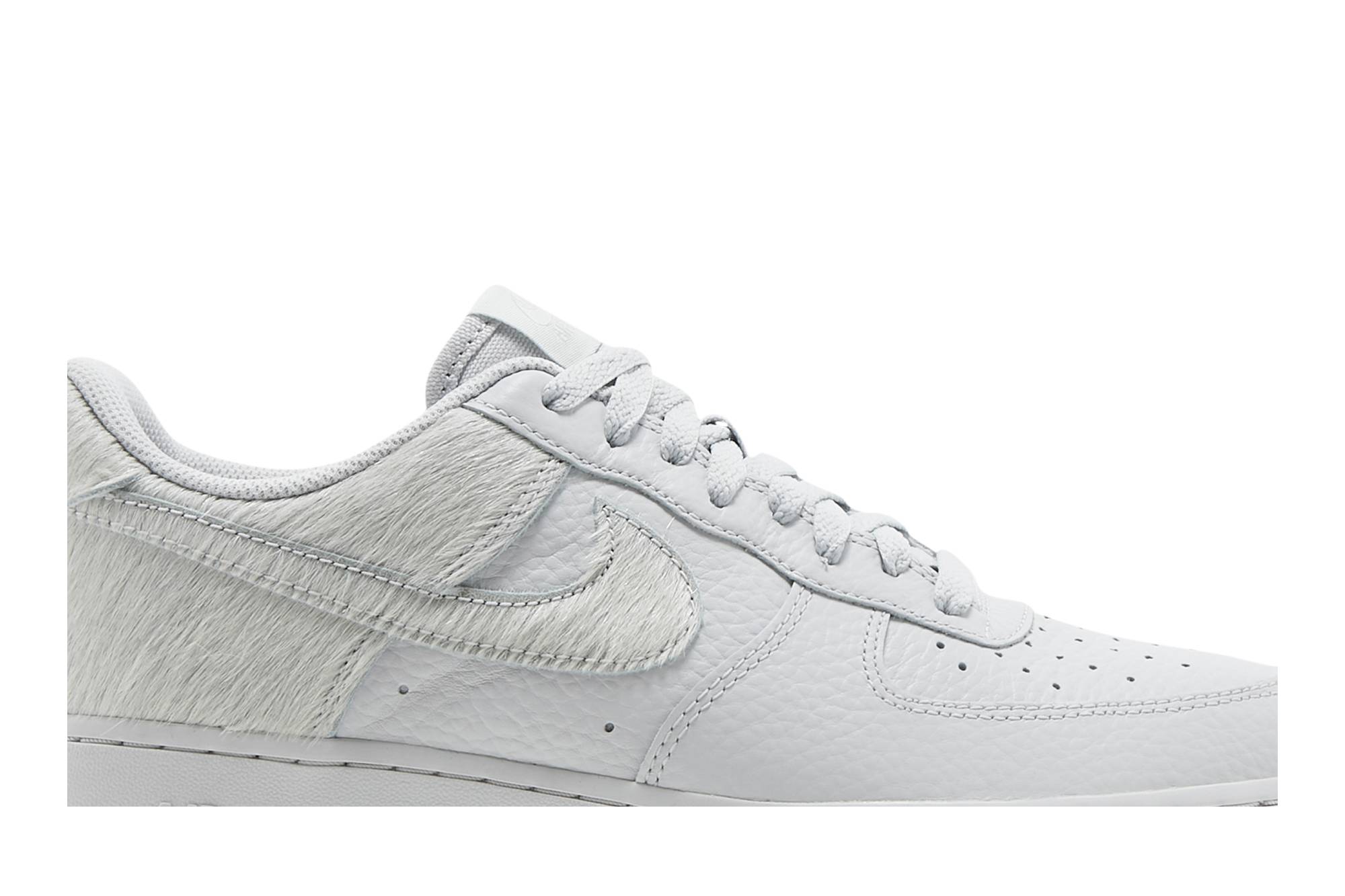 Nike Air Force 1 Low ‚White Pony Hair Heel‘
