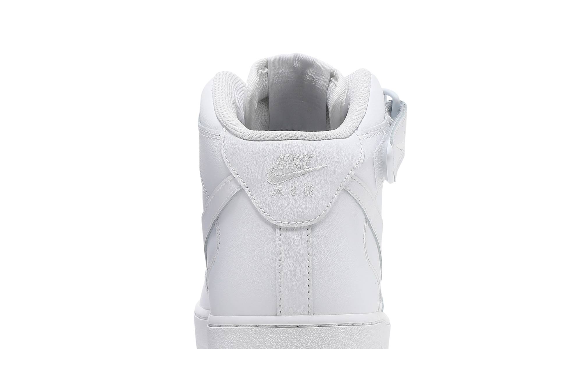 Nike Air Force 1 Mid ’07 ‚Triple White‘