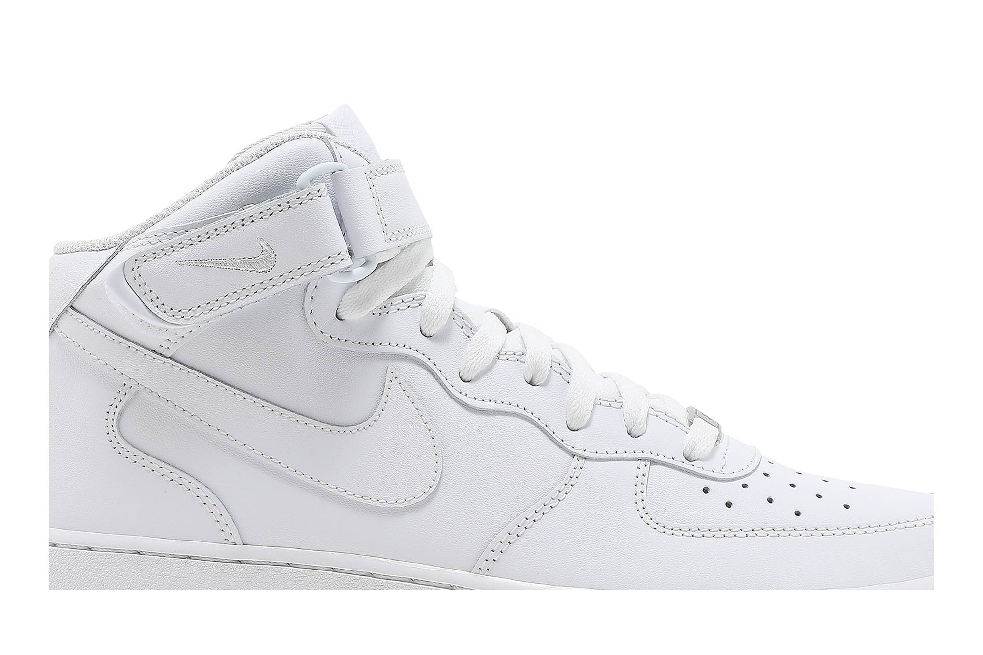 Nike Air Force 1 Mid ’07 ‚Triple White‘