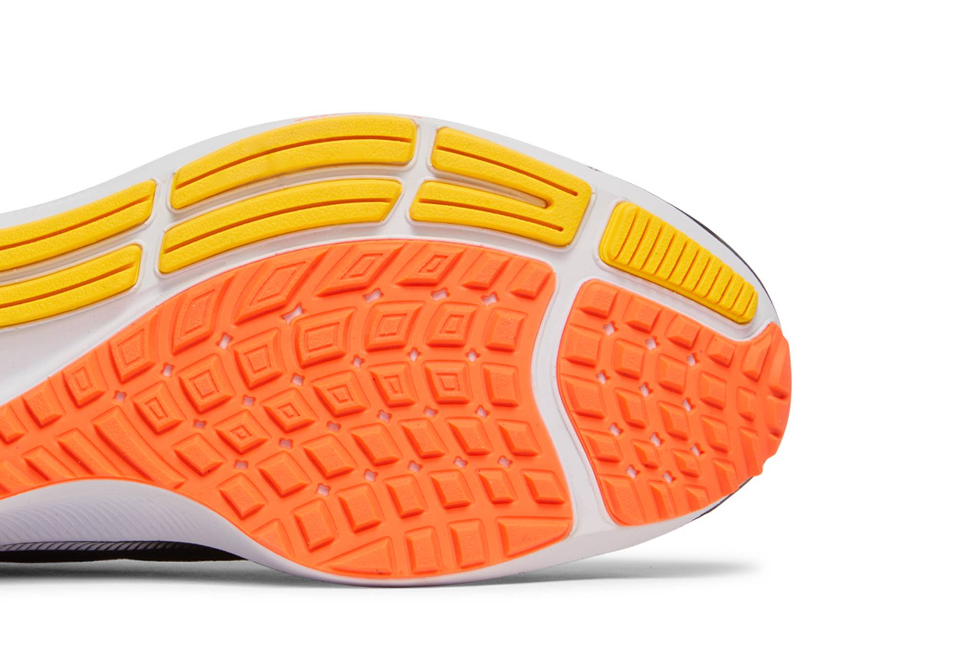Nike Air Zoom Pegasus 37 ‚Black Bright Mango‘