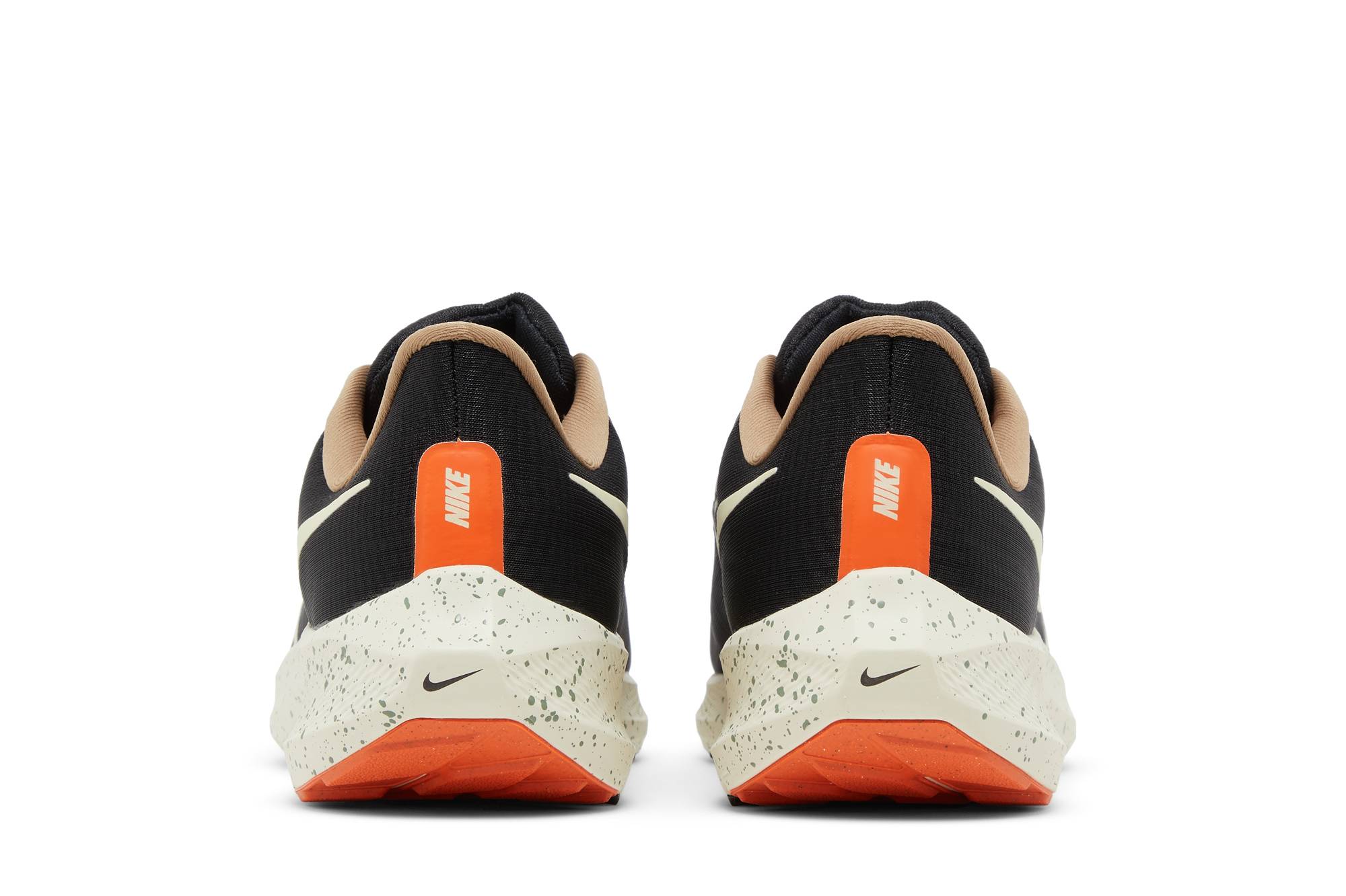 Nike Air Zoom Pegasus 39 ‚Black White Orange‘
