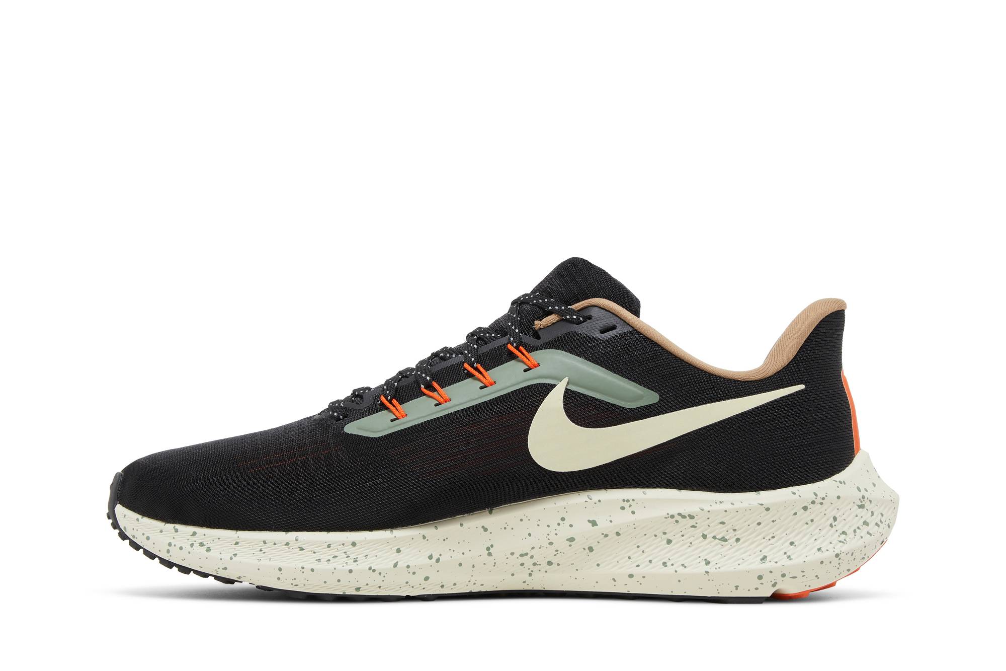 Nike Air Zoom Pegasus 39 ‚Black White Orange‘