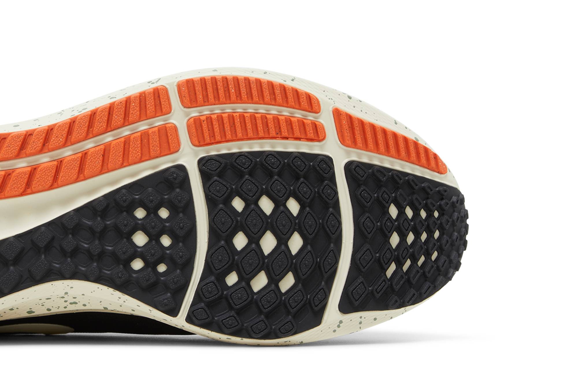 Nike Air Zoom Pegasus 39 ‚Black White Orange‘