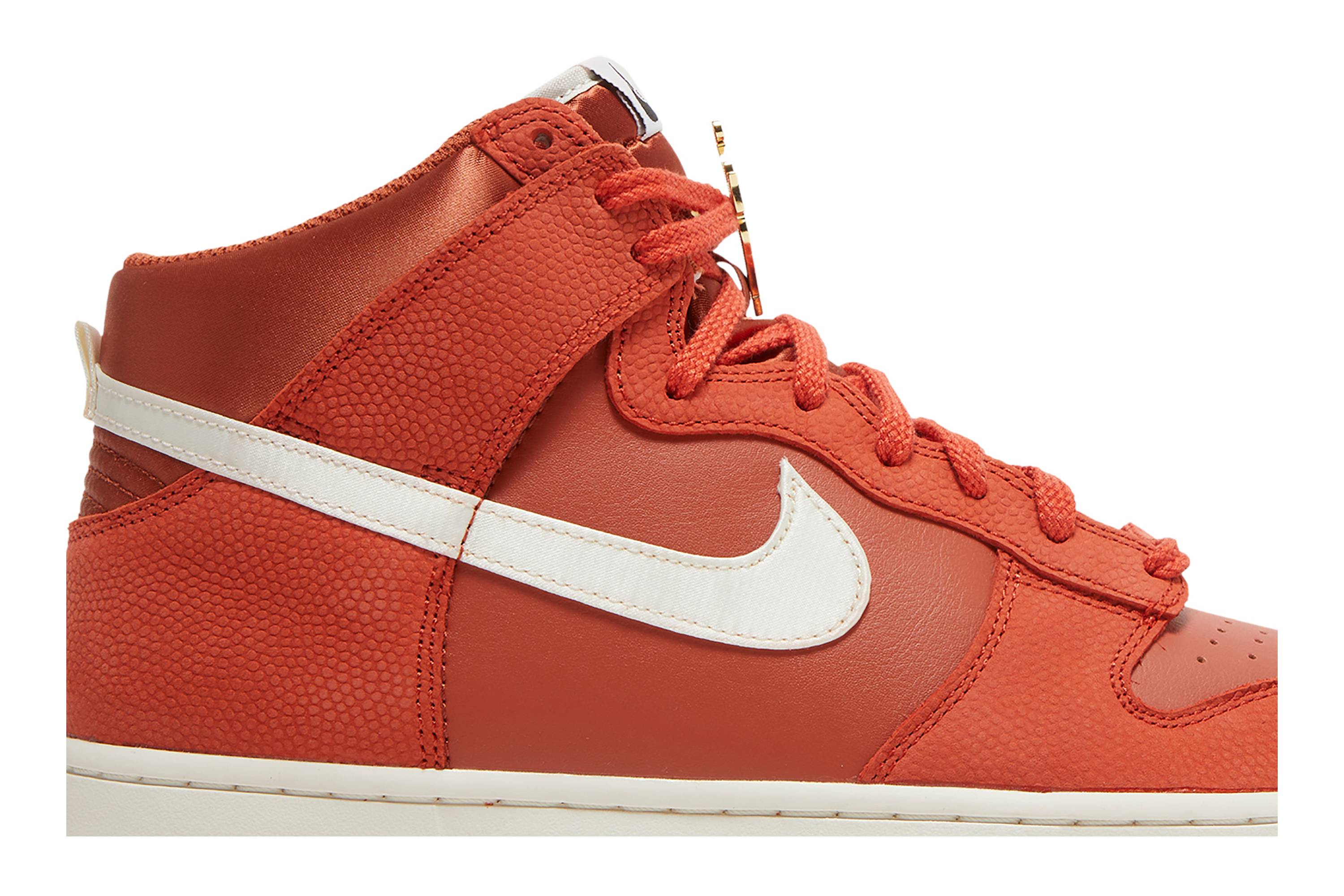 Nike Dunk High EMB