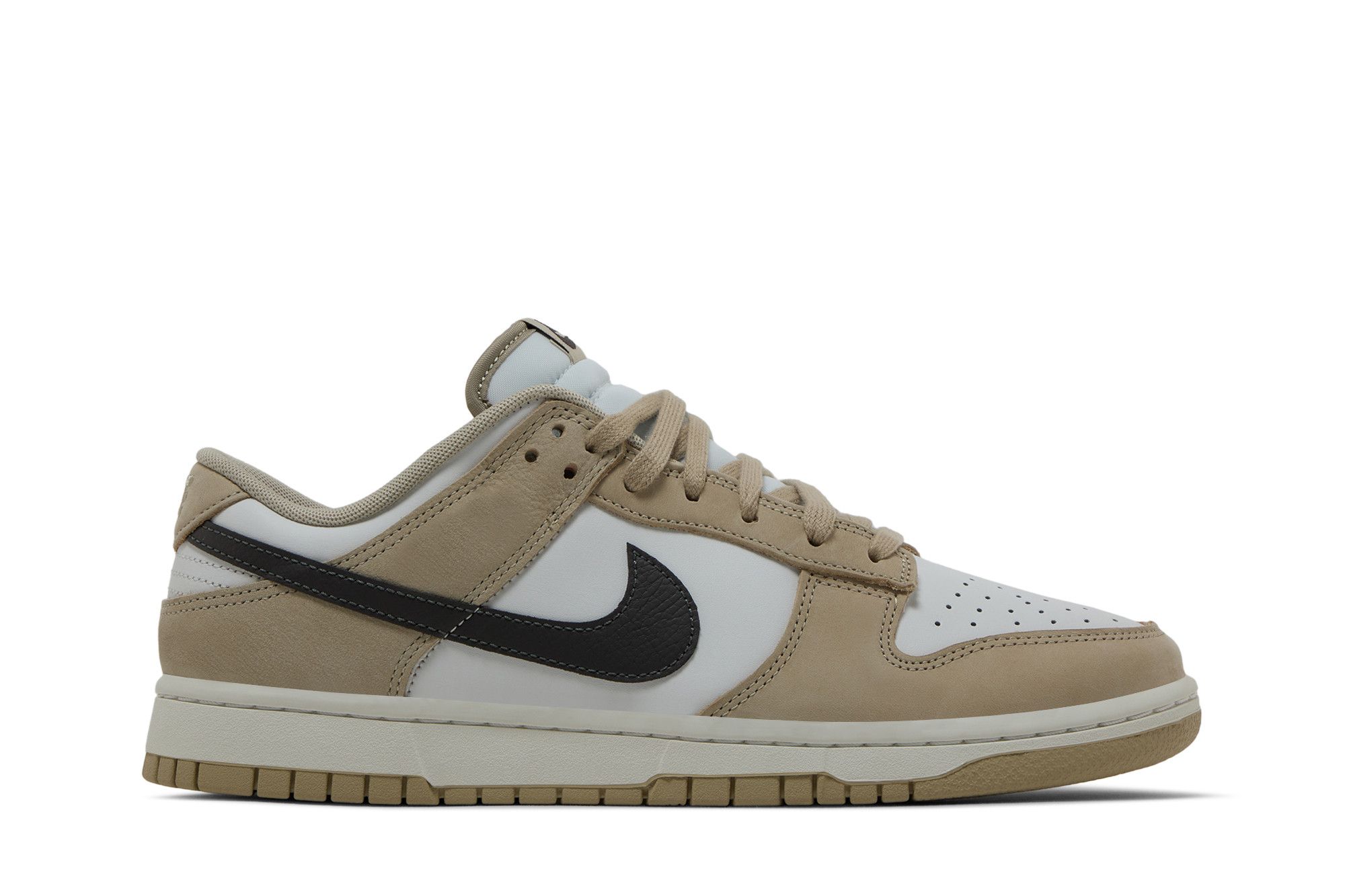Nike Dunk Low ‚Desert Khaki‘
